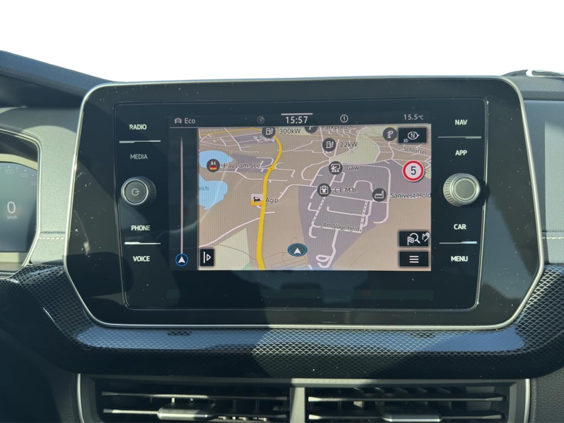 Volkswagen T-Cross Style