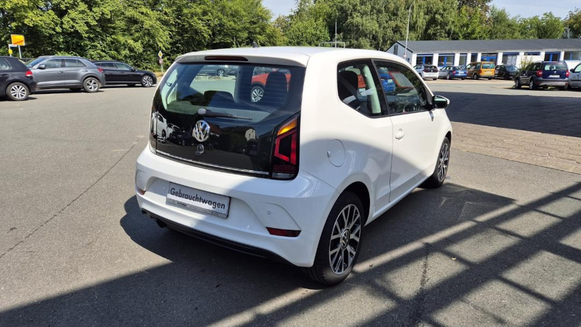 Volkswagen up! move up!