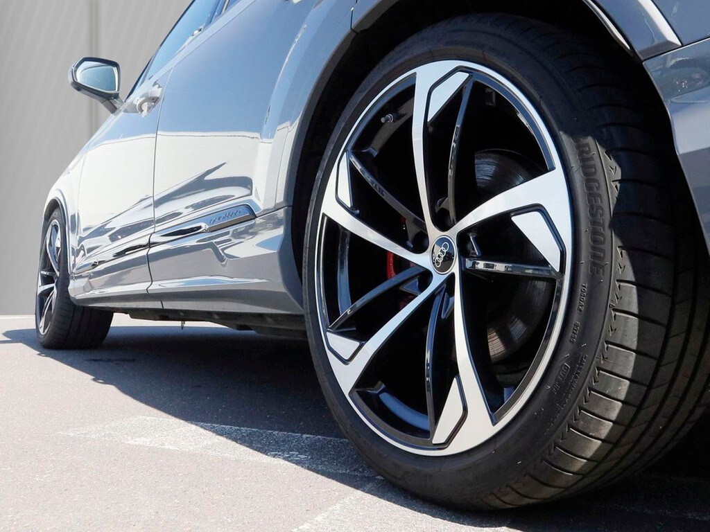 Image about Audi SQ7 competition plus TFSI quattro tiptronic