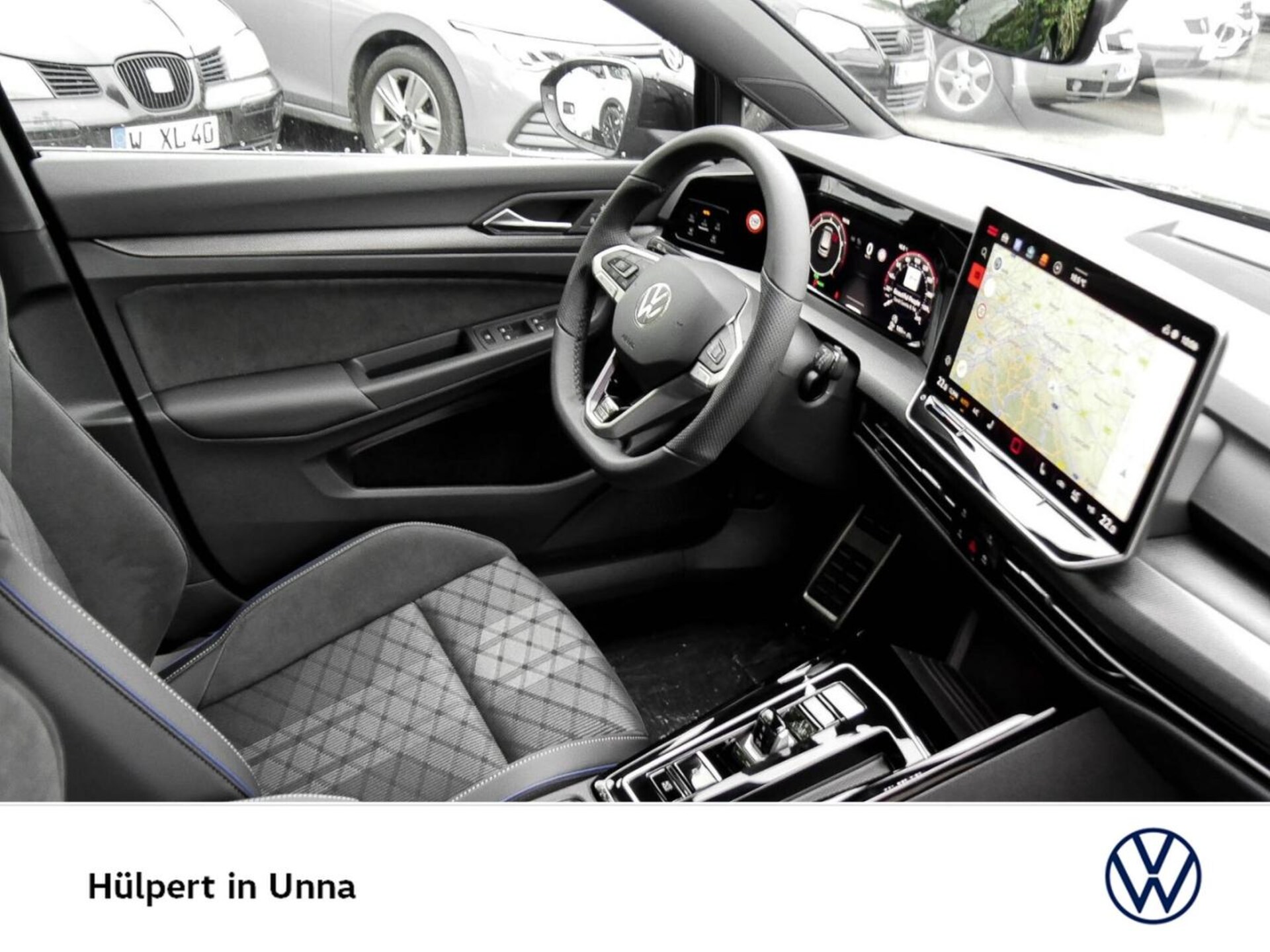 Volkswagen Golf R-Line