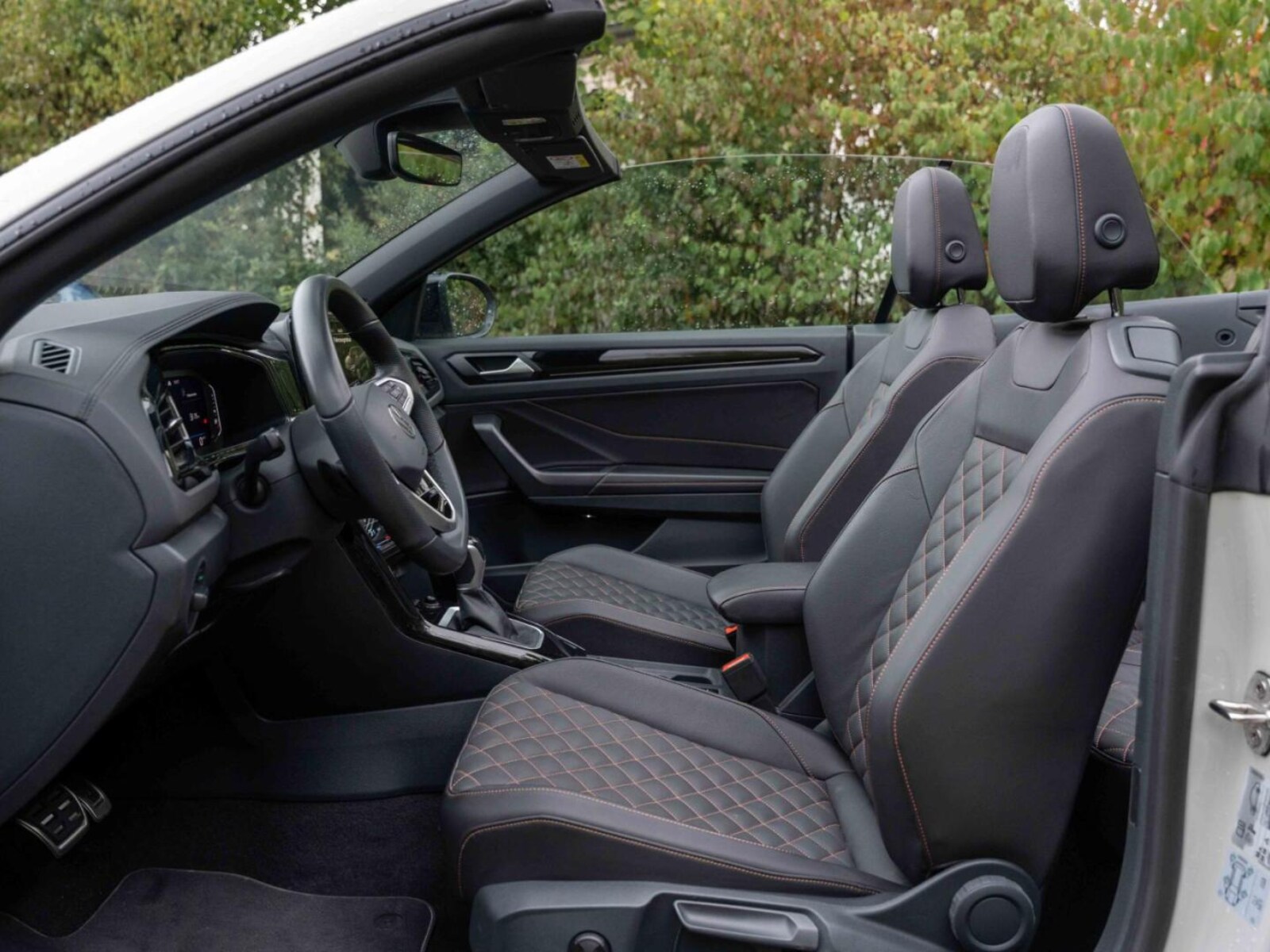 Volkswagen T-Roc Cabriolet – Bild 12