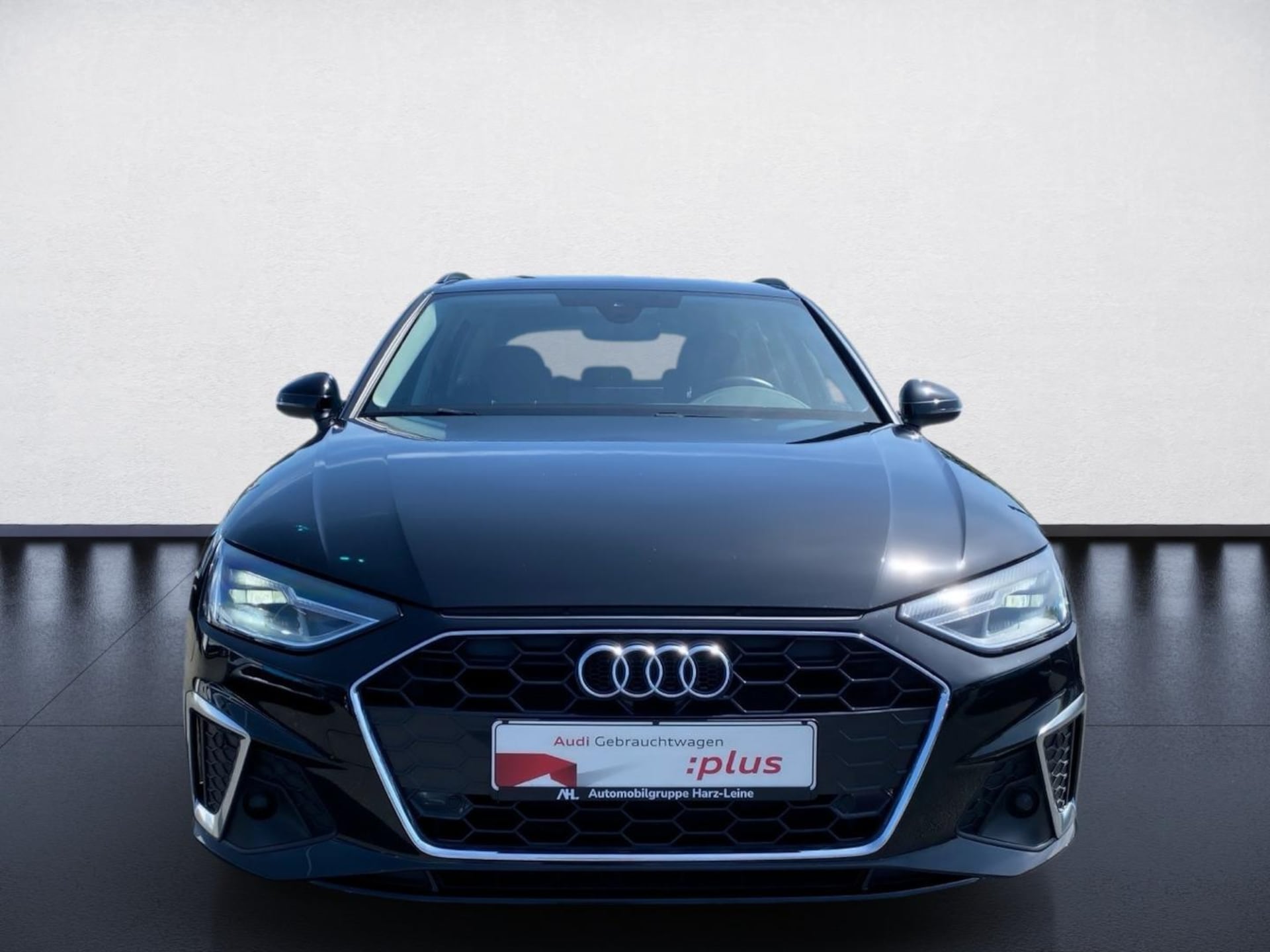 Audi A4 Avant S line