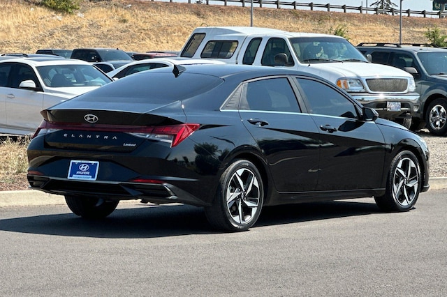 2022 Hyundai Elantra