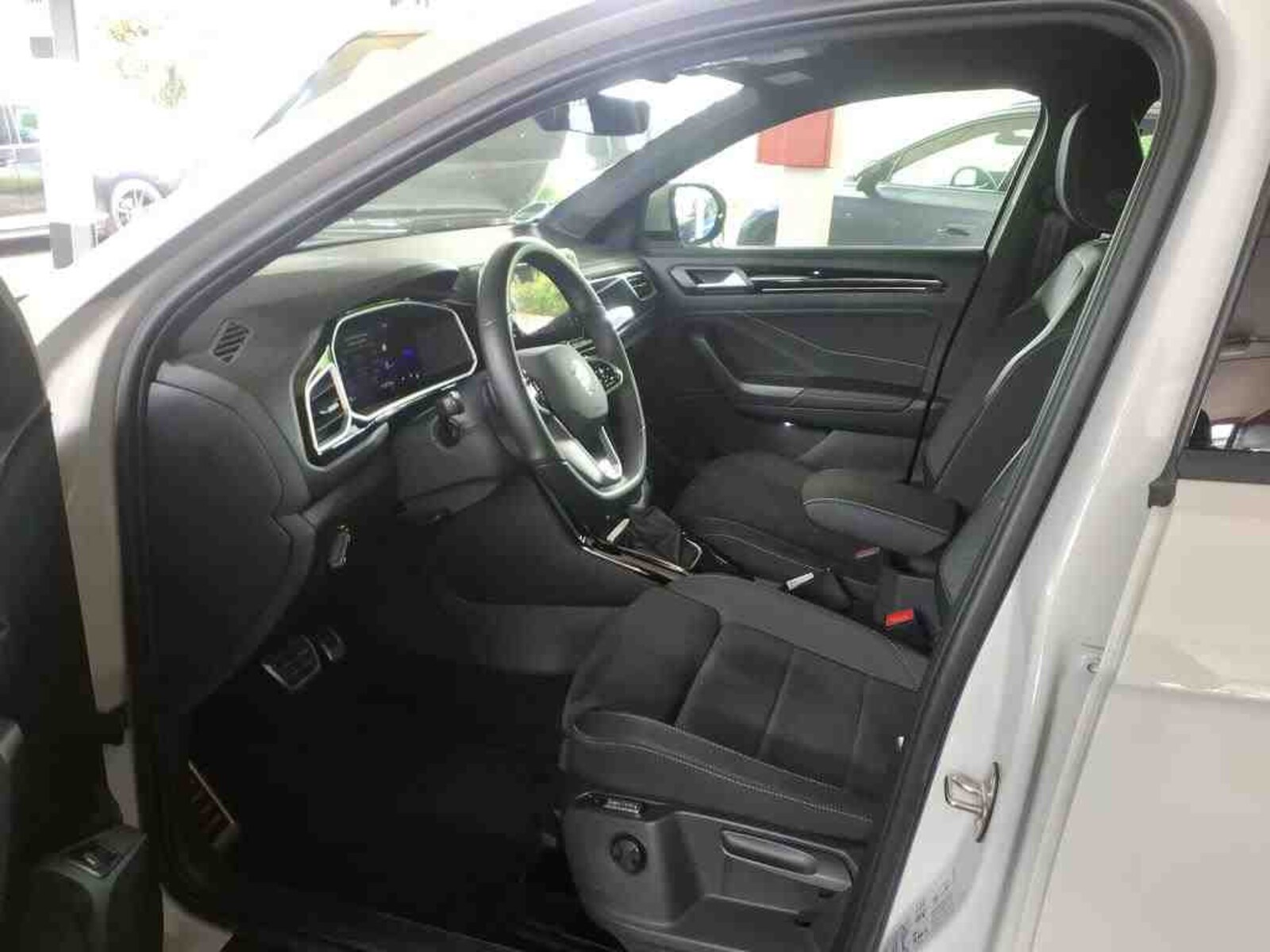 Volkswagen T-Roc – Bild 3