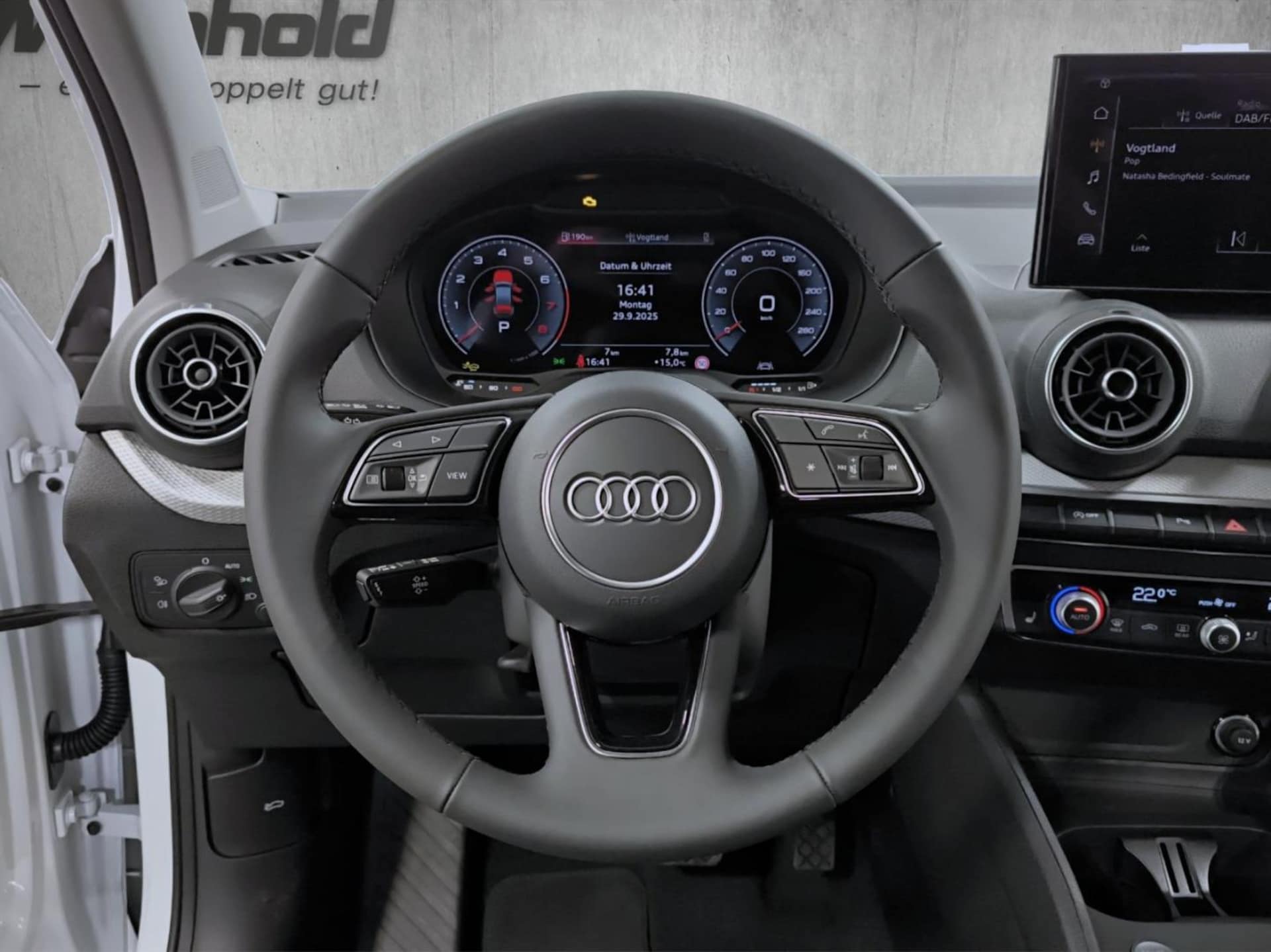 Audi Q2 S line