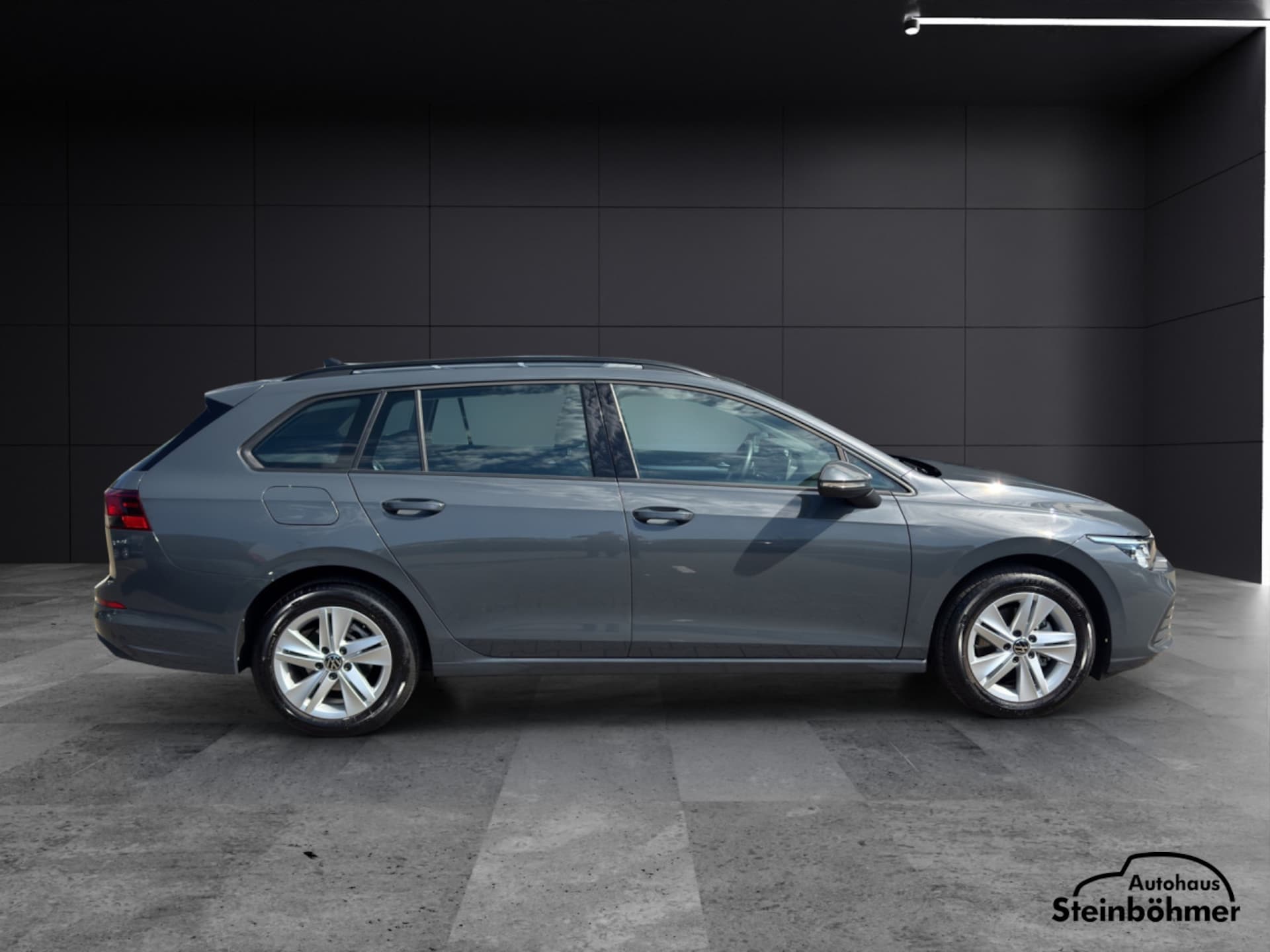 Volkswagen Golf Variant Life