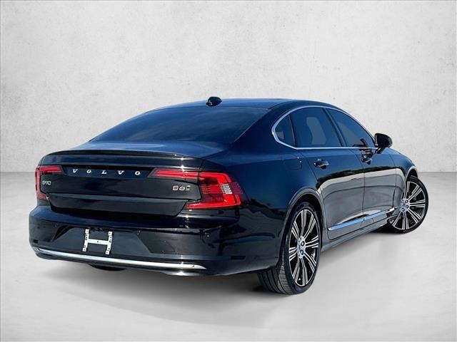 2023 Volvo S90