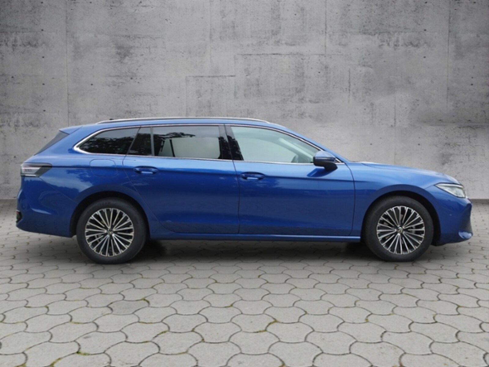 Volkswagen Passat – Bild 4