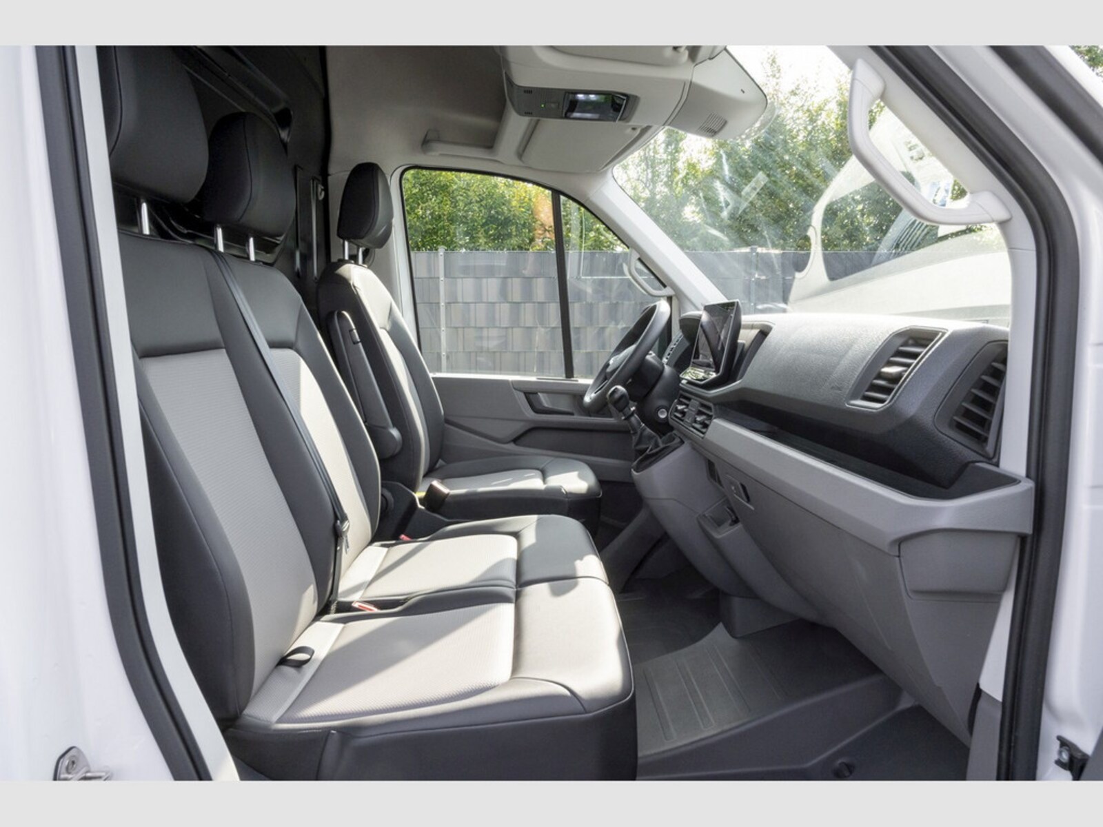 Volkswagen Crafter Kasten mittlerer Radstand – Bild 8