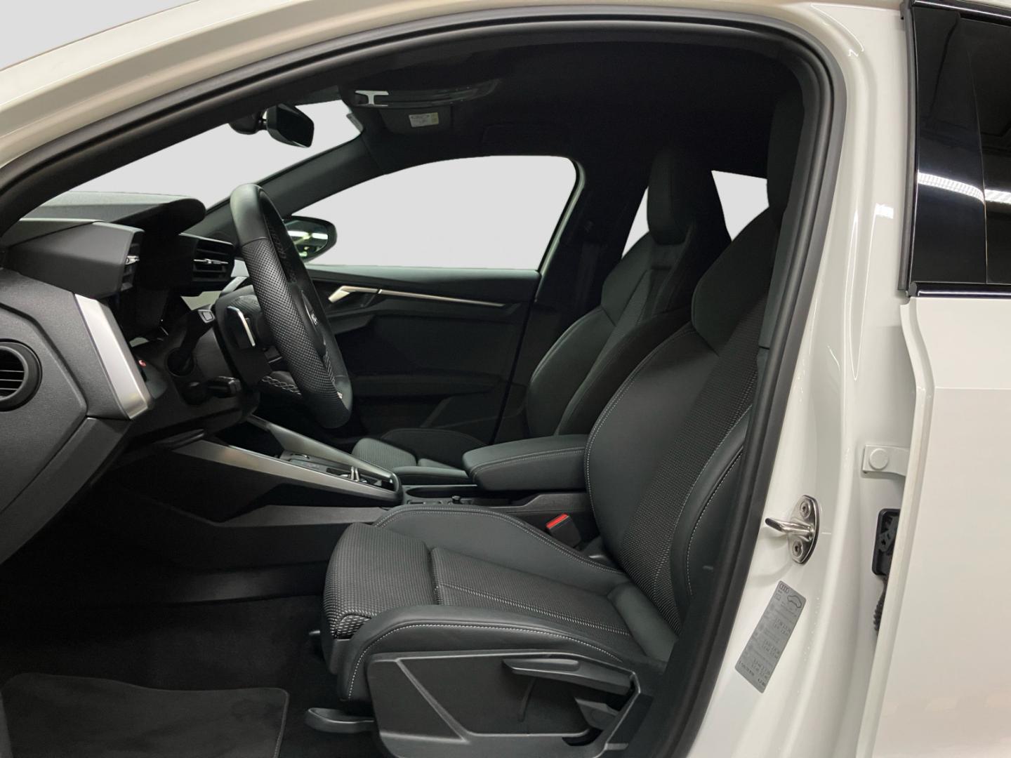 Image about Audi S3 Sportback TFSI quattro S tronic