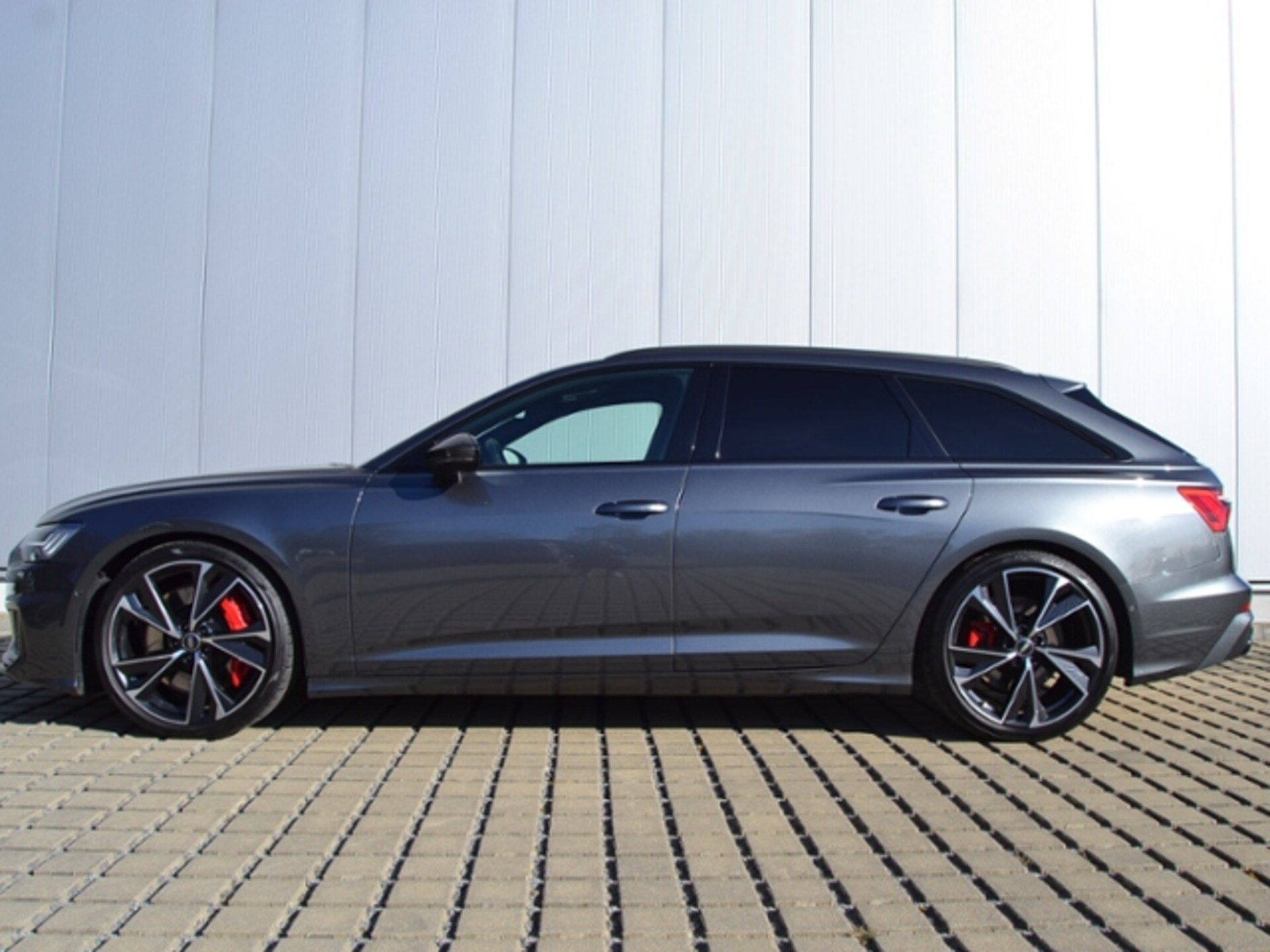 Audi S6 Avant