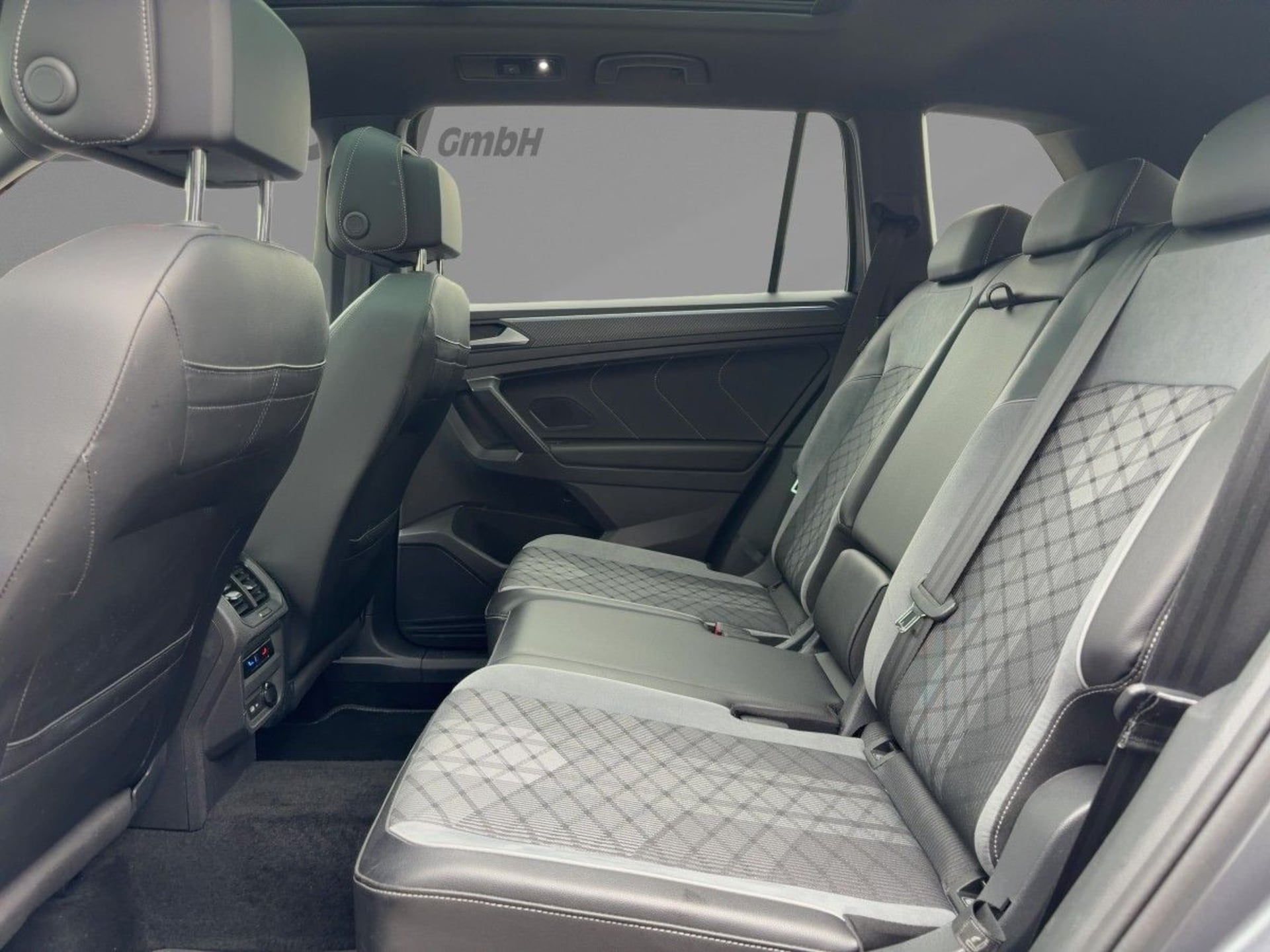 Volkswagen Tiguan Allspace R-Line
