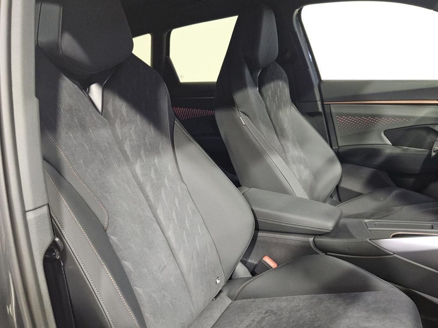 CUPRA Terramar 1.5 eTSI Beyond DSG 110 kW (150 CV) — photo 18