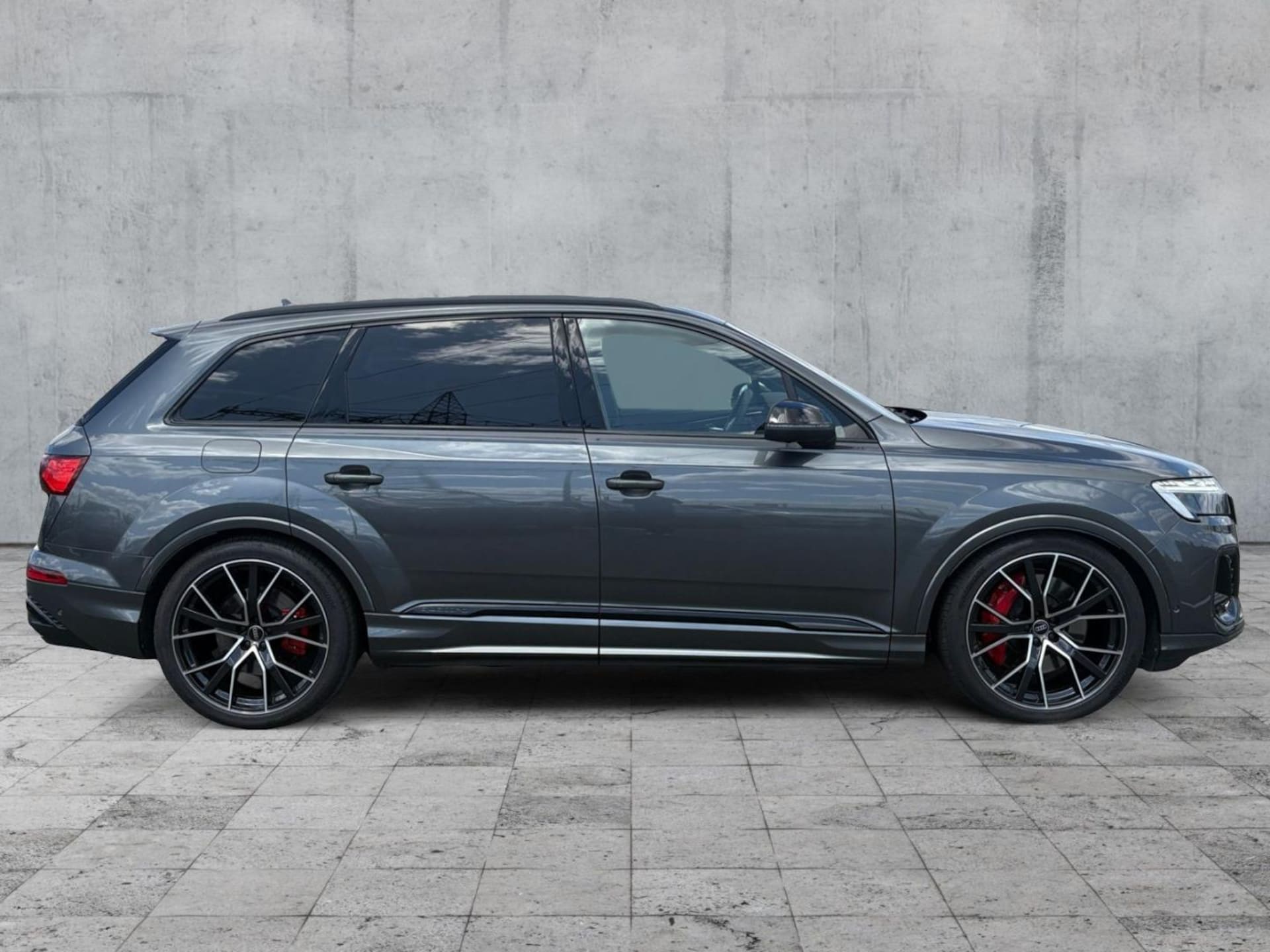 Audi SQ7 SUV