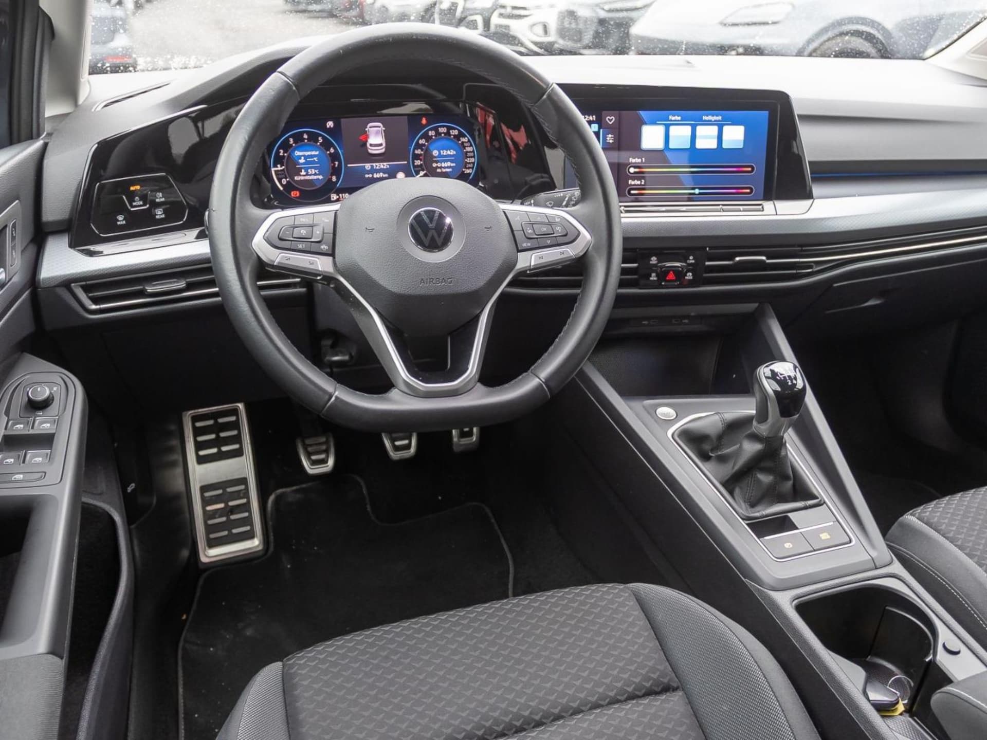 Volkswagen Golf Life