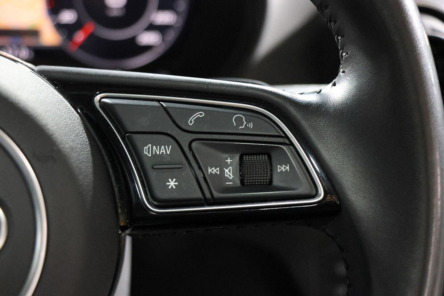 Image about Audi Q2 2.0 TFSI
