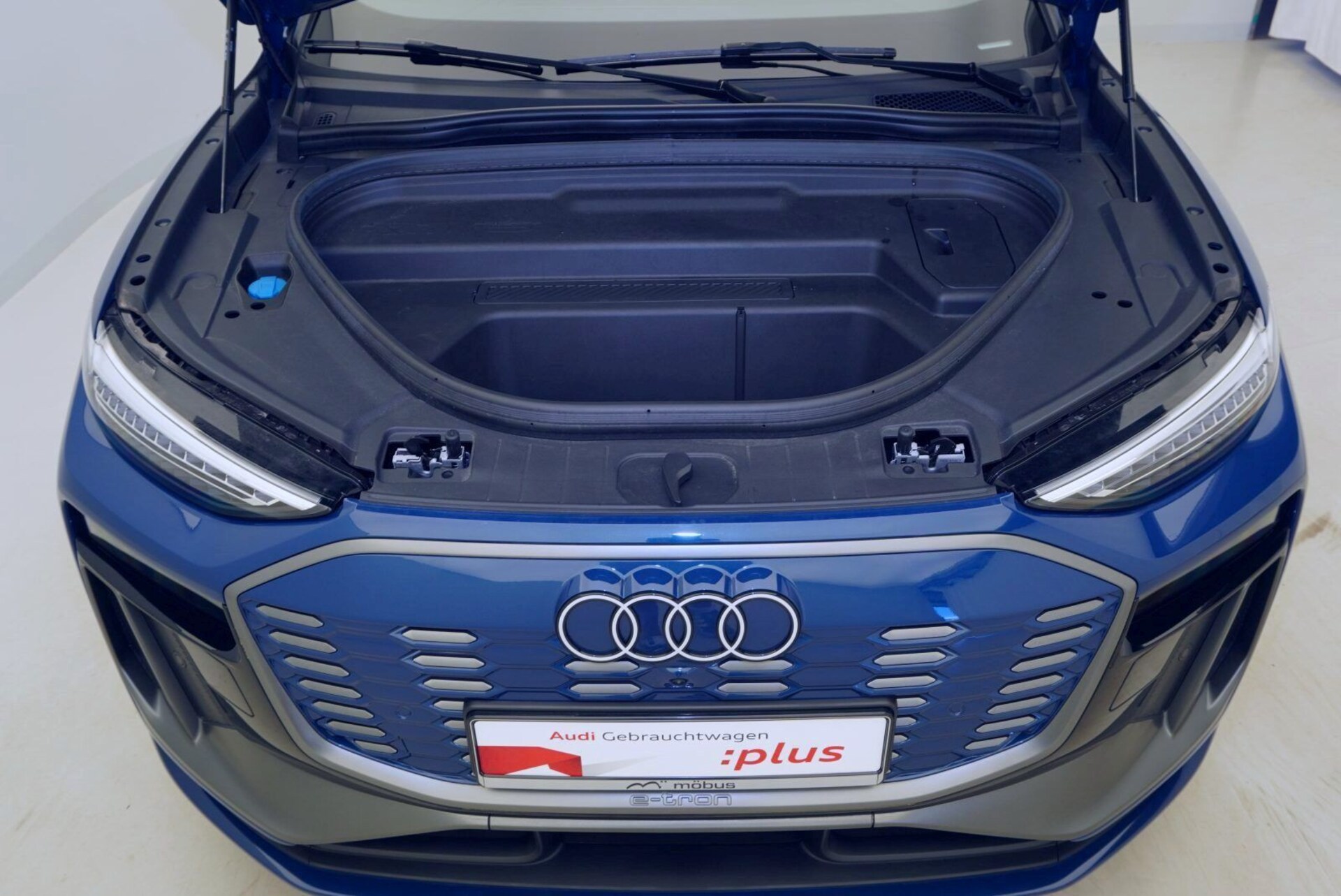 Audi Q6 SUV e-tron