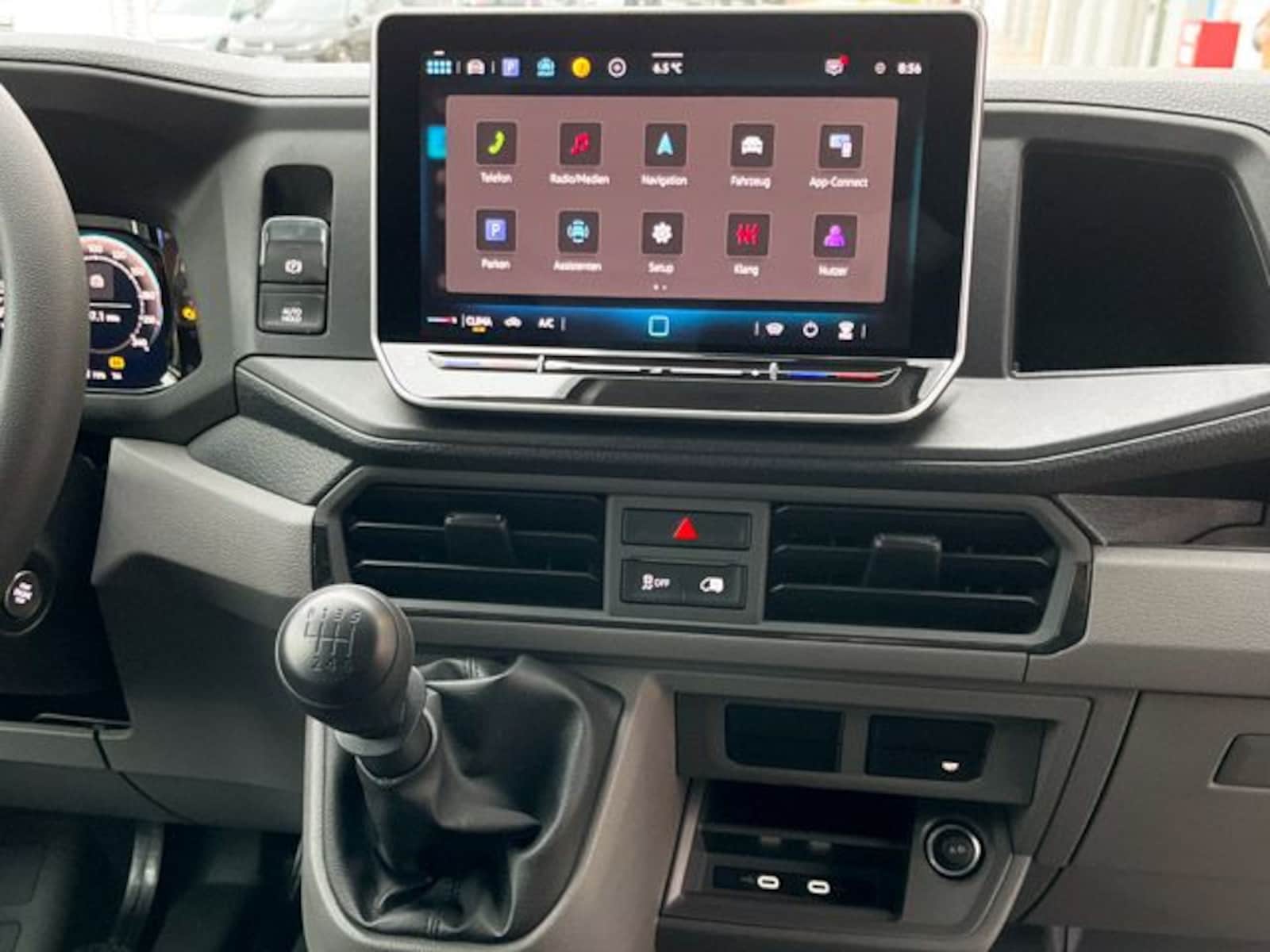 Volkswagen Crafter Kasten mittlerer Radstand – Bild 6