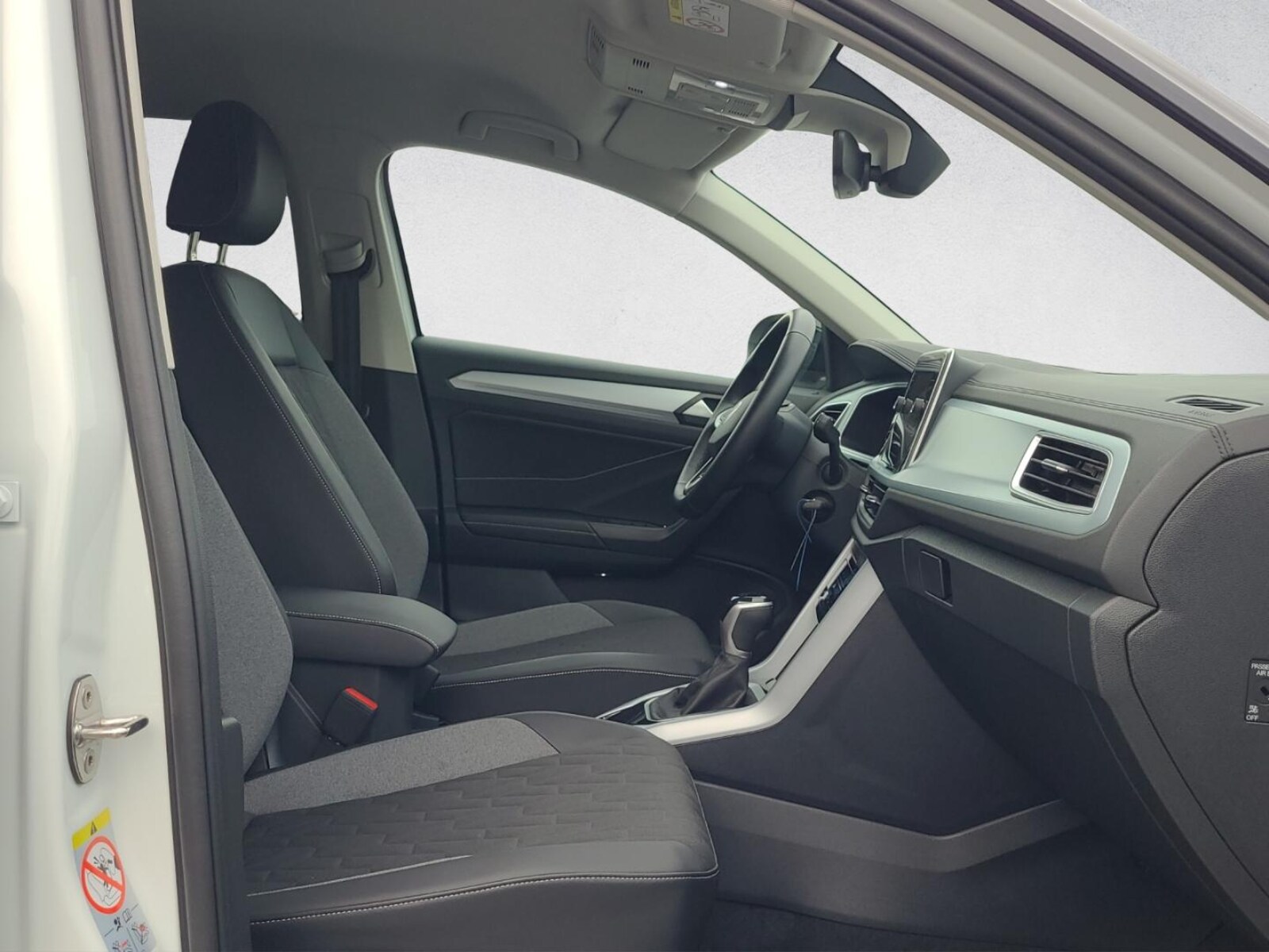 Volkswagen T-Roc – Bild 12