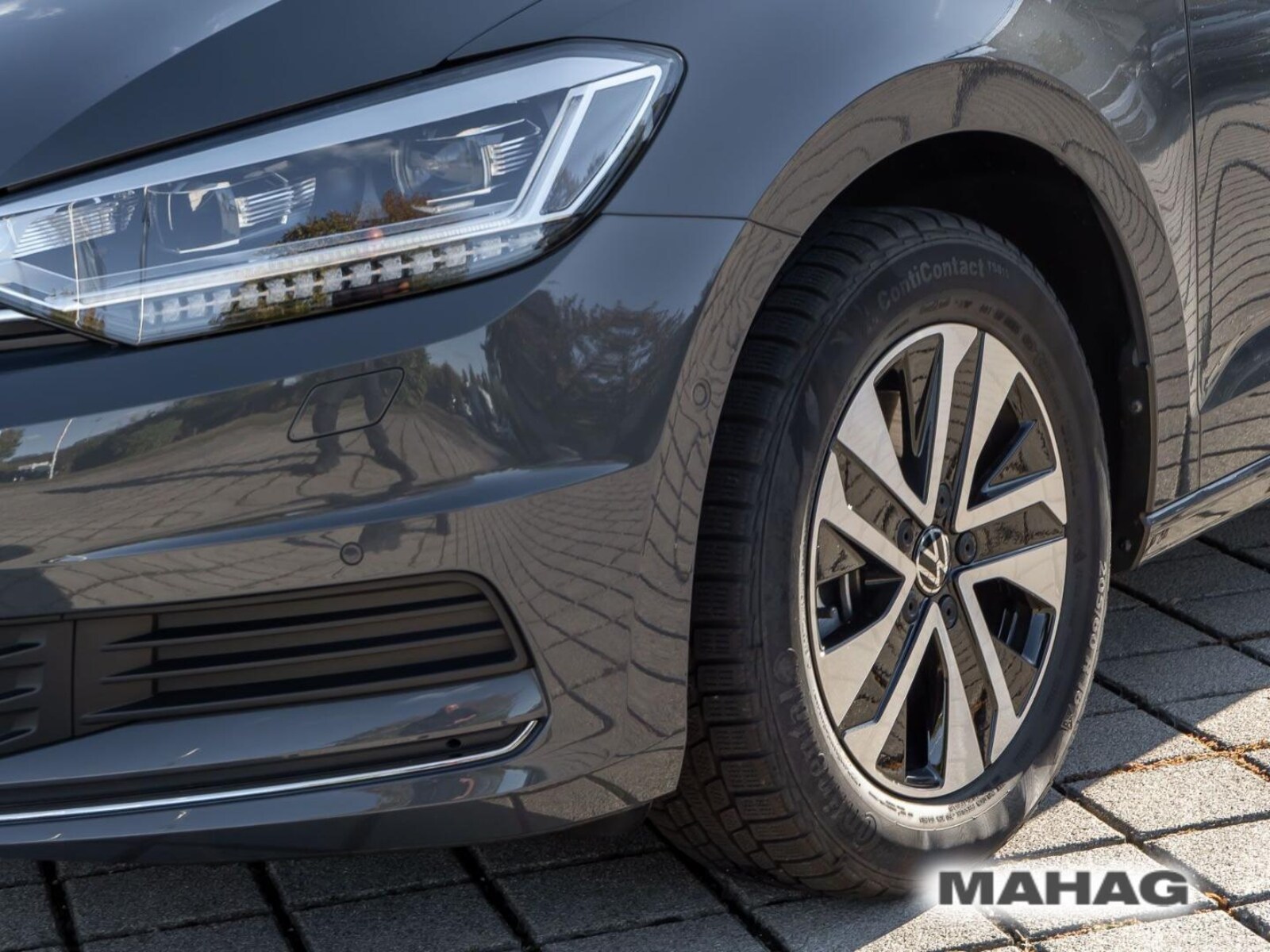 Volkswagen Touran – Bild 8