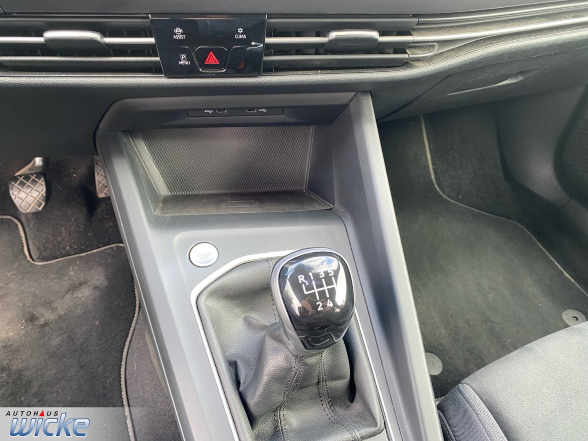 Volkswagen Golf Style