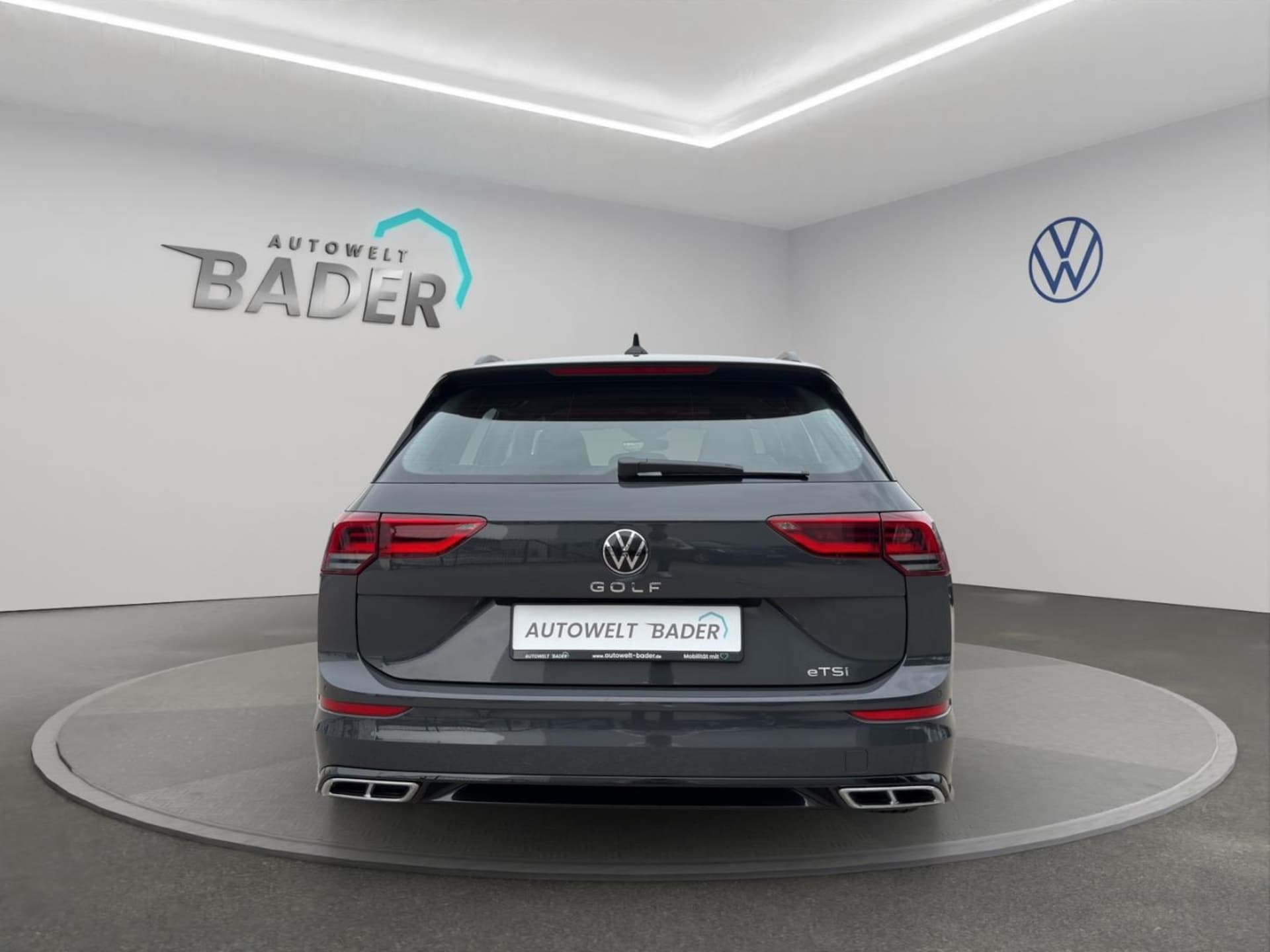 Volkswagen Golf Variant R-Line