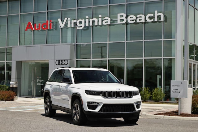 Photo of 2024 Jeep Grand Cherokee 4xe