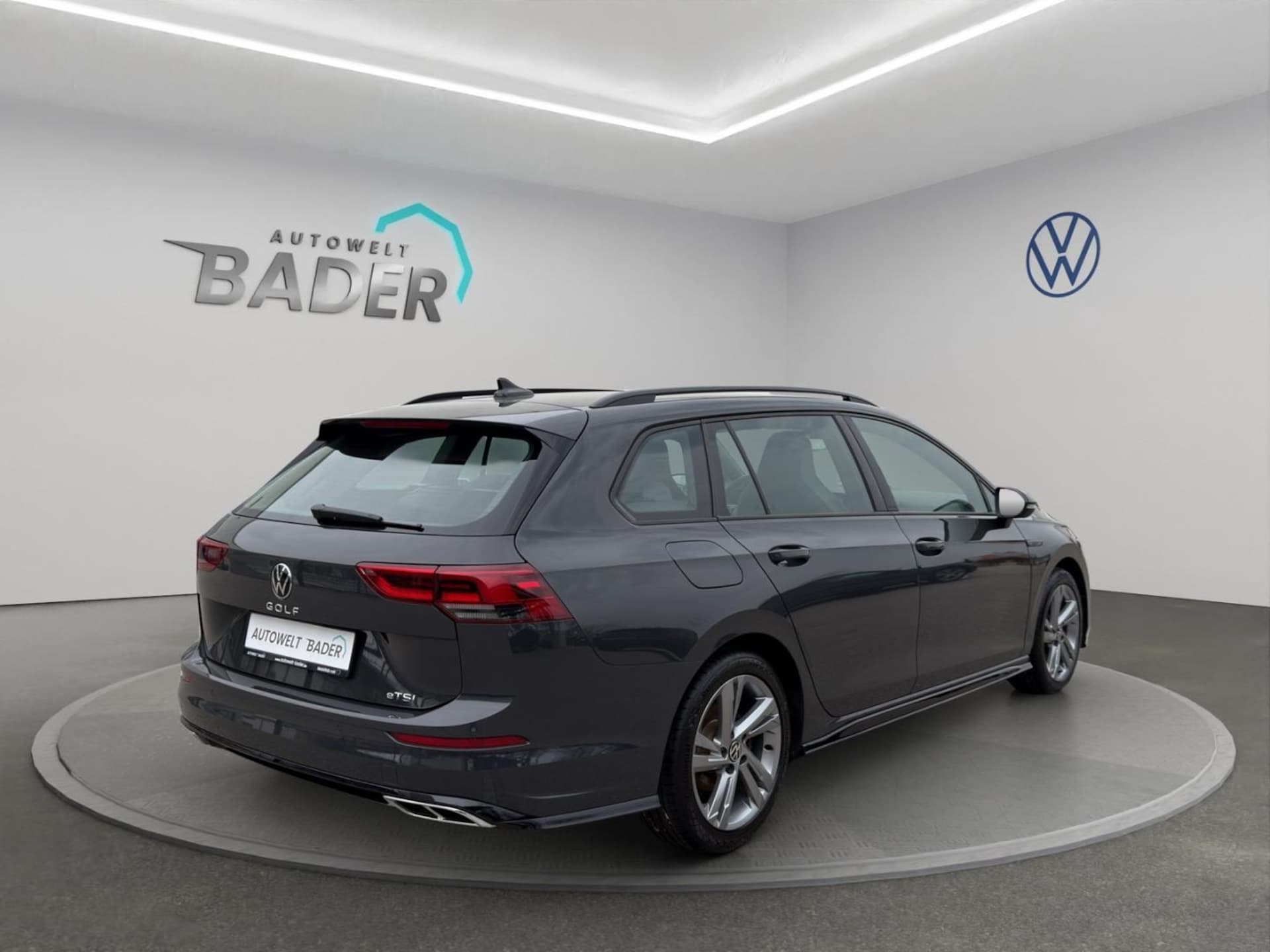 Volkswagen Golf Variant R-Line