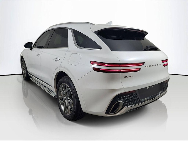 2025 Genesis GV70