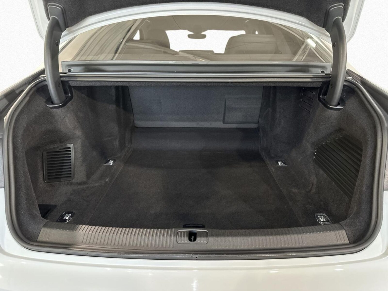 Audi S8 – Bild 18