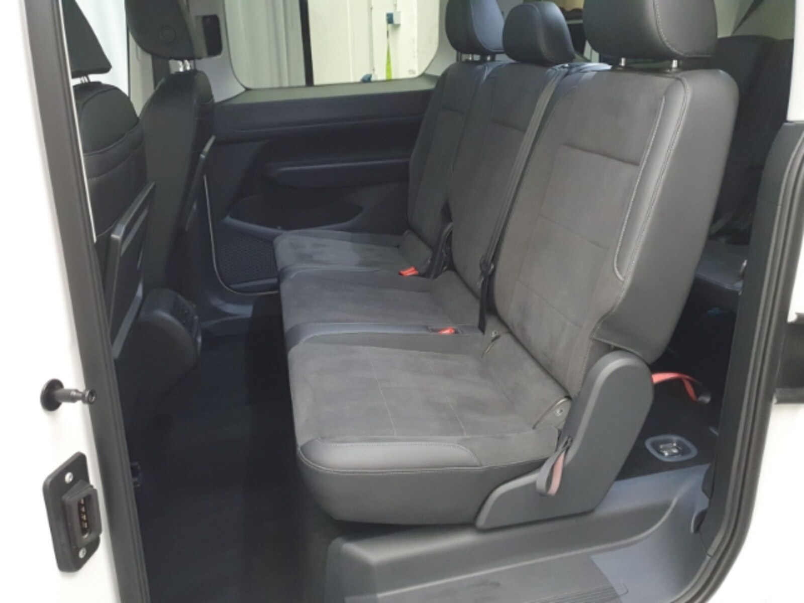 Volkswagen Caddy Maxi – Bild 9