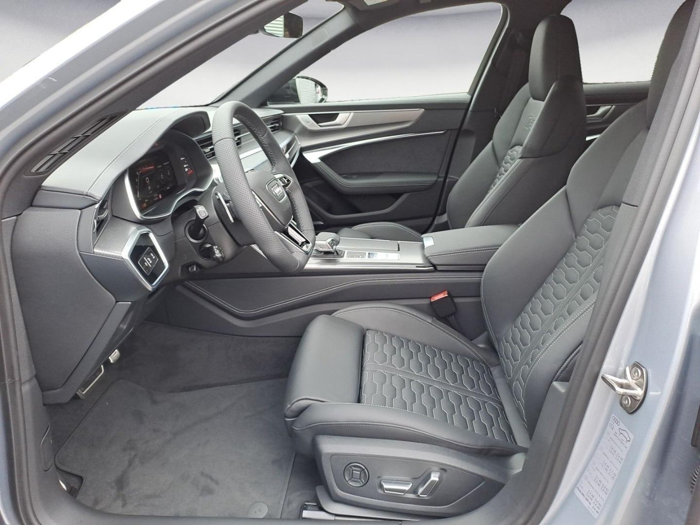 Bild über Audi RS 6 Avant TFSI quattro tiptronic - für weitere Informationen kontaktieren Sie den Audi Partner