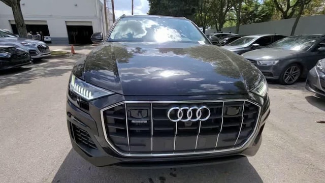 2023 Audi Q8