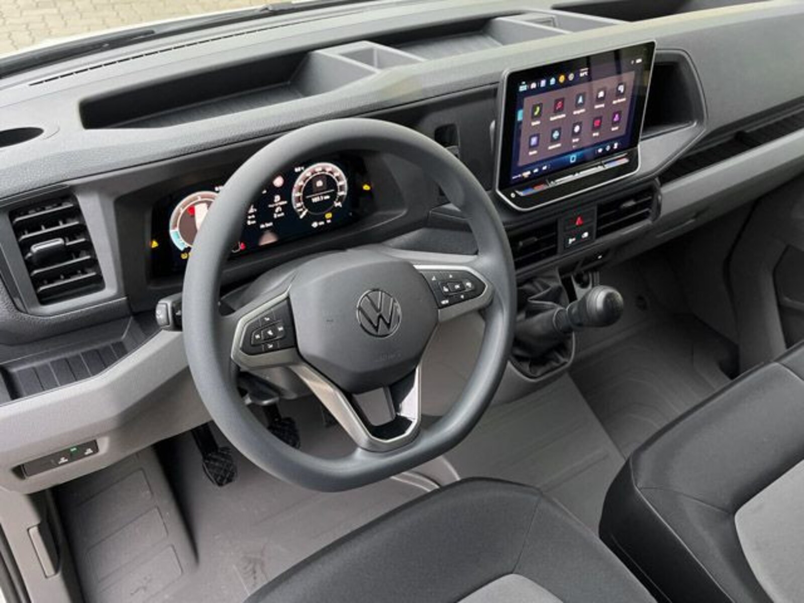 Volkswagen Crafter Kasten mittlerer Radstand – Bild 10