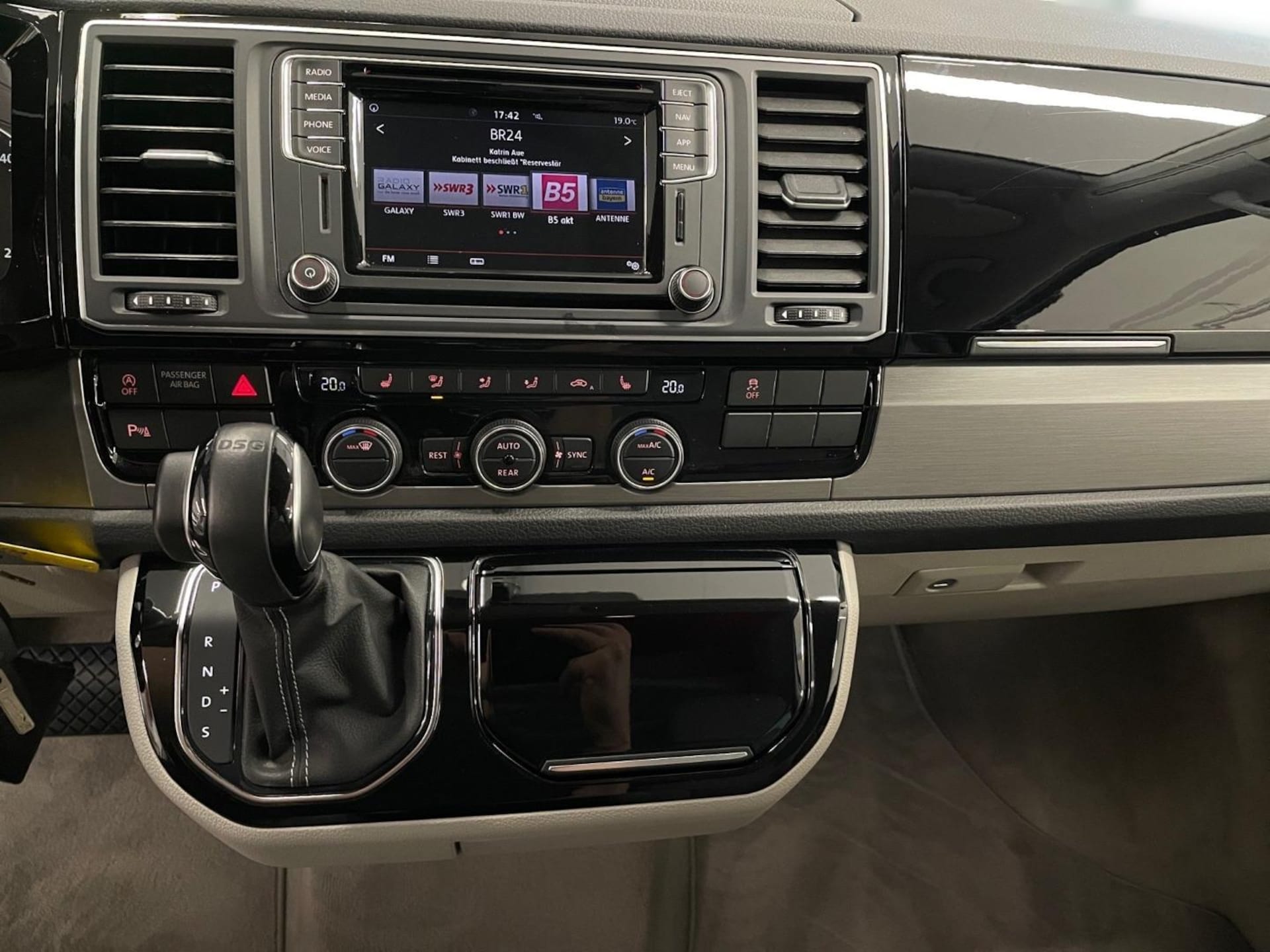 Volkswagen T6 California Ocean