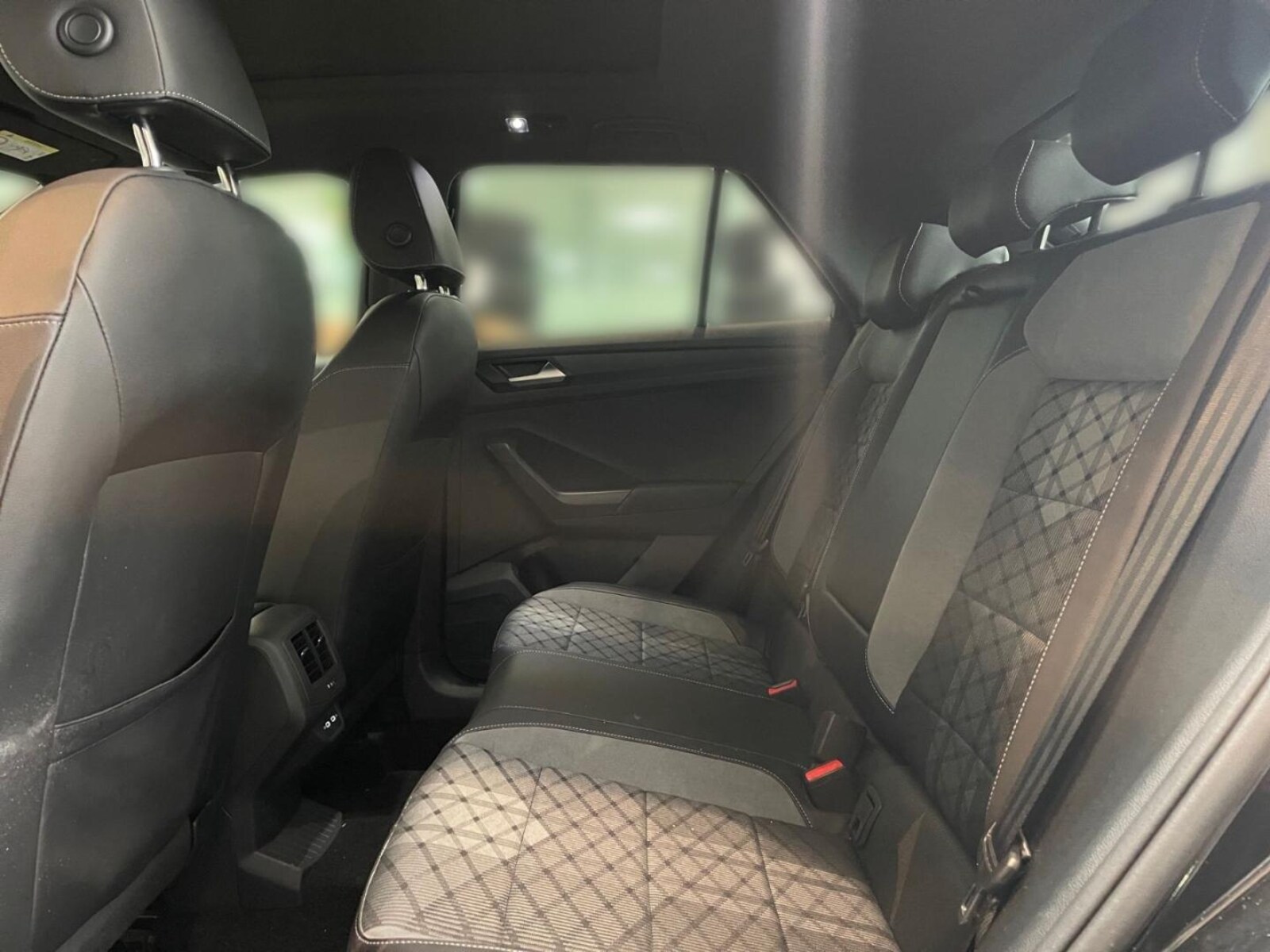 Volkswagen T-Roc – Bild 10