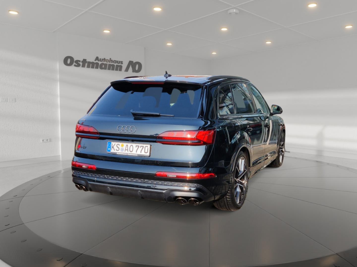 Image about Audi SQ7 SUV TFSI quattro tiptronic
