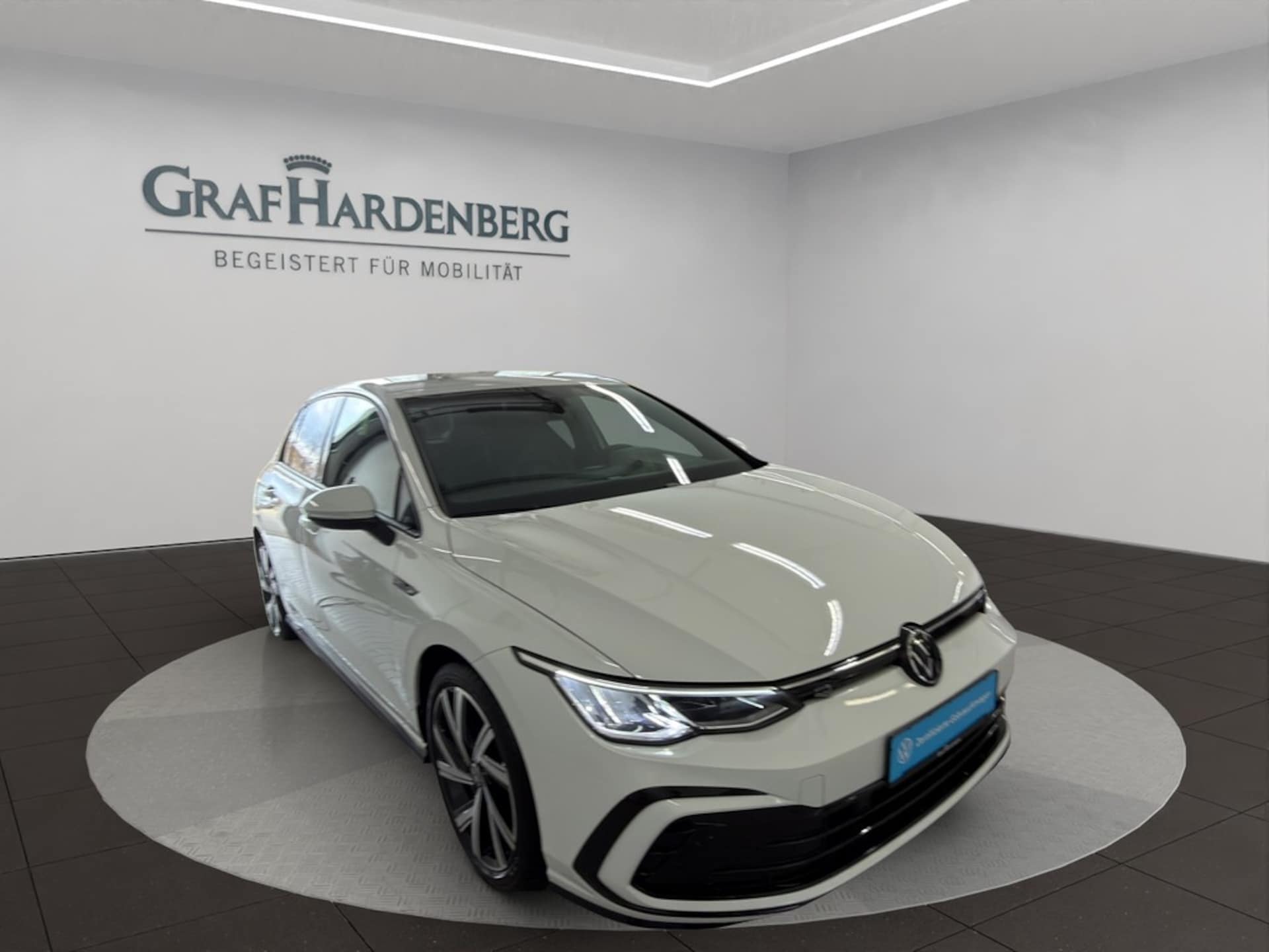 Volkswagen Golf R-Line