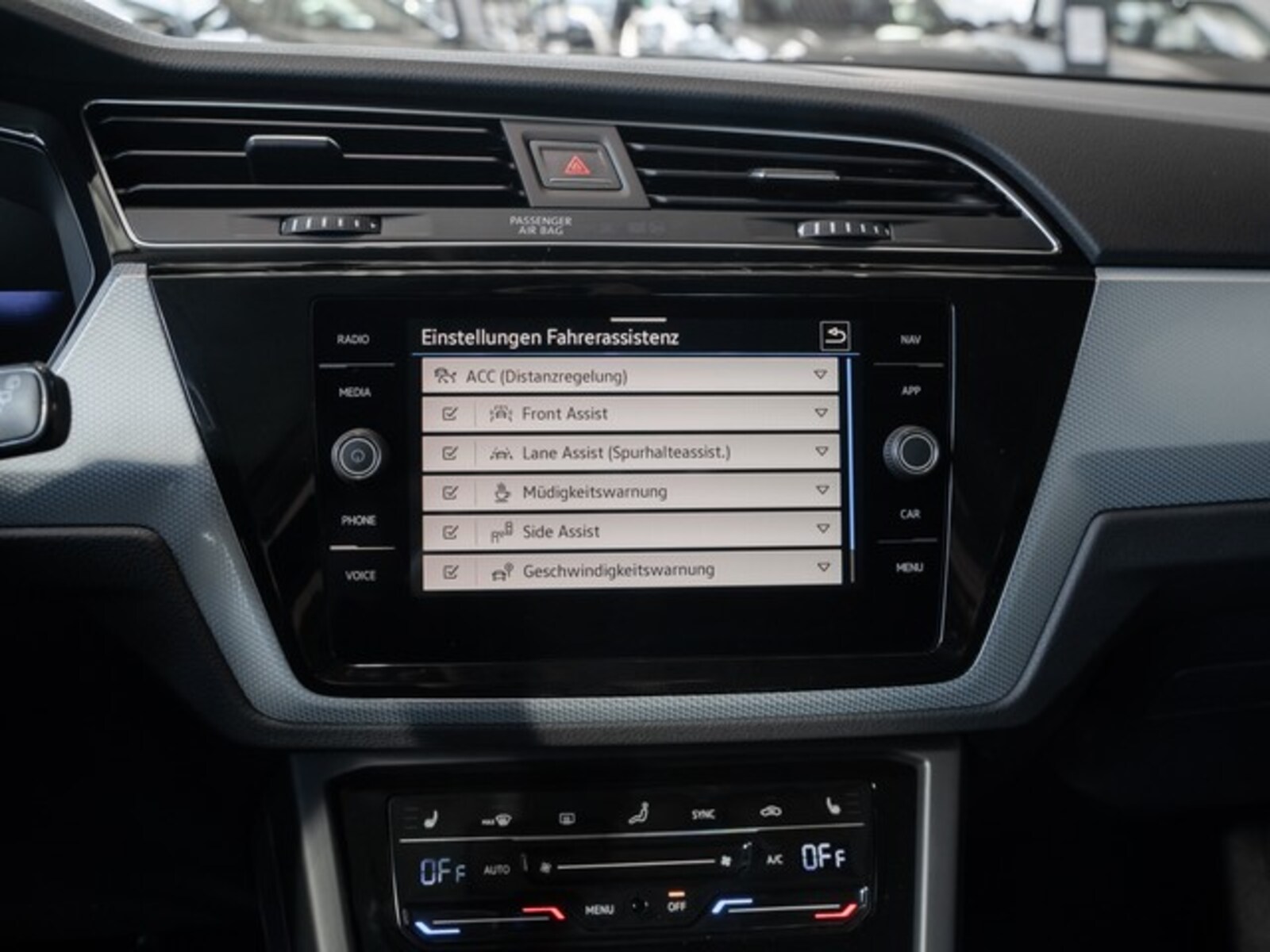 Volkswagen Touran – Bild 14