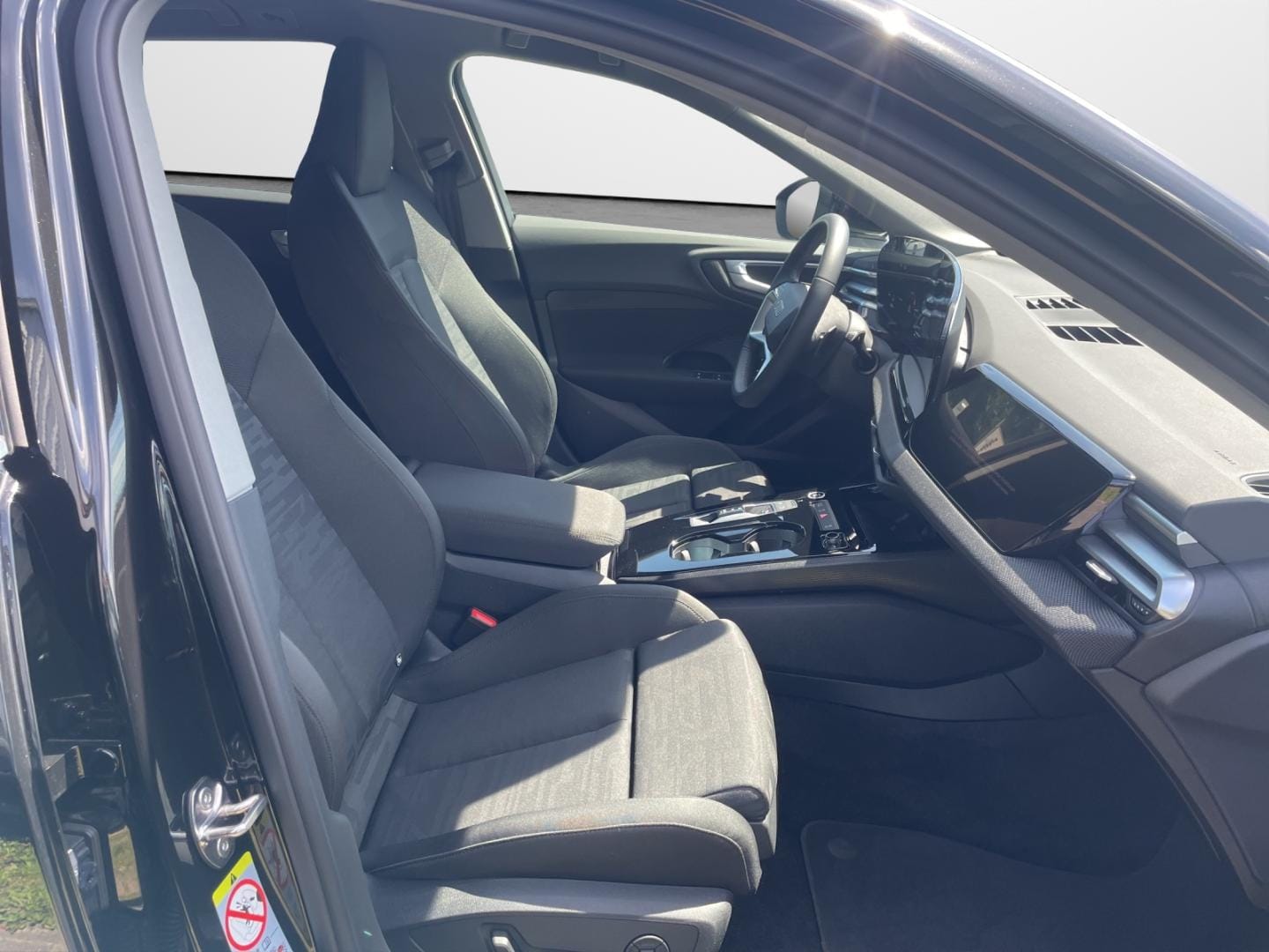 Bild über Audi A5 Avant TFSI S tronic - für weitere Informationen kontaktieren Sie den Audi Partner