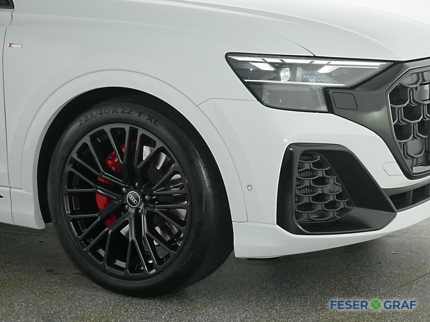Bild über Audi Q8 SUV TFSI e S line business TFSI e quattro 360 kW tiptronic - für weitere Informationen kontaktieren Sie den Audi Partner