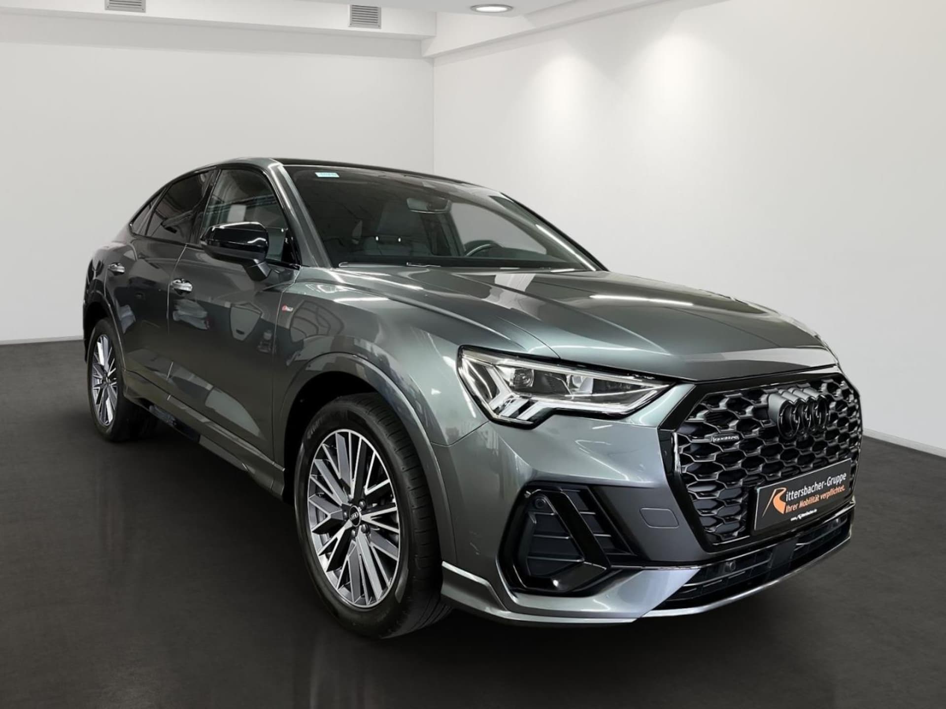 Audi Q3 Sportback S line