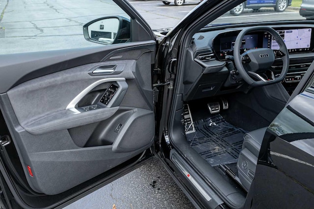 2026 Audi SQ5 Premium Plus - Photo 9