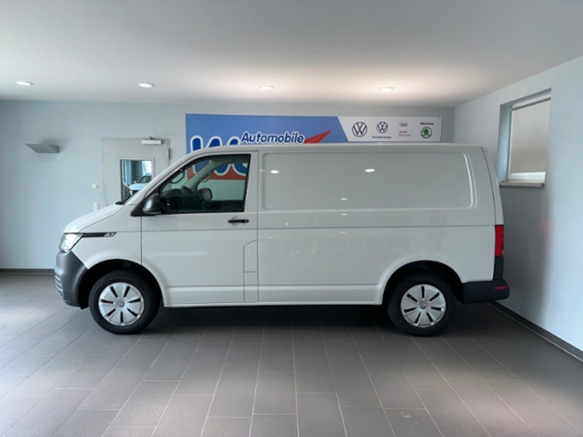 Volkswagen T6.1 Transporter Kasten kurzer Radstand