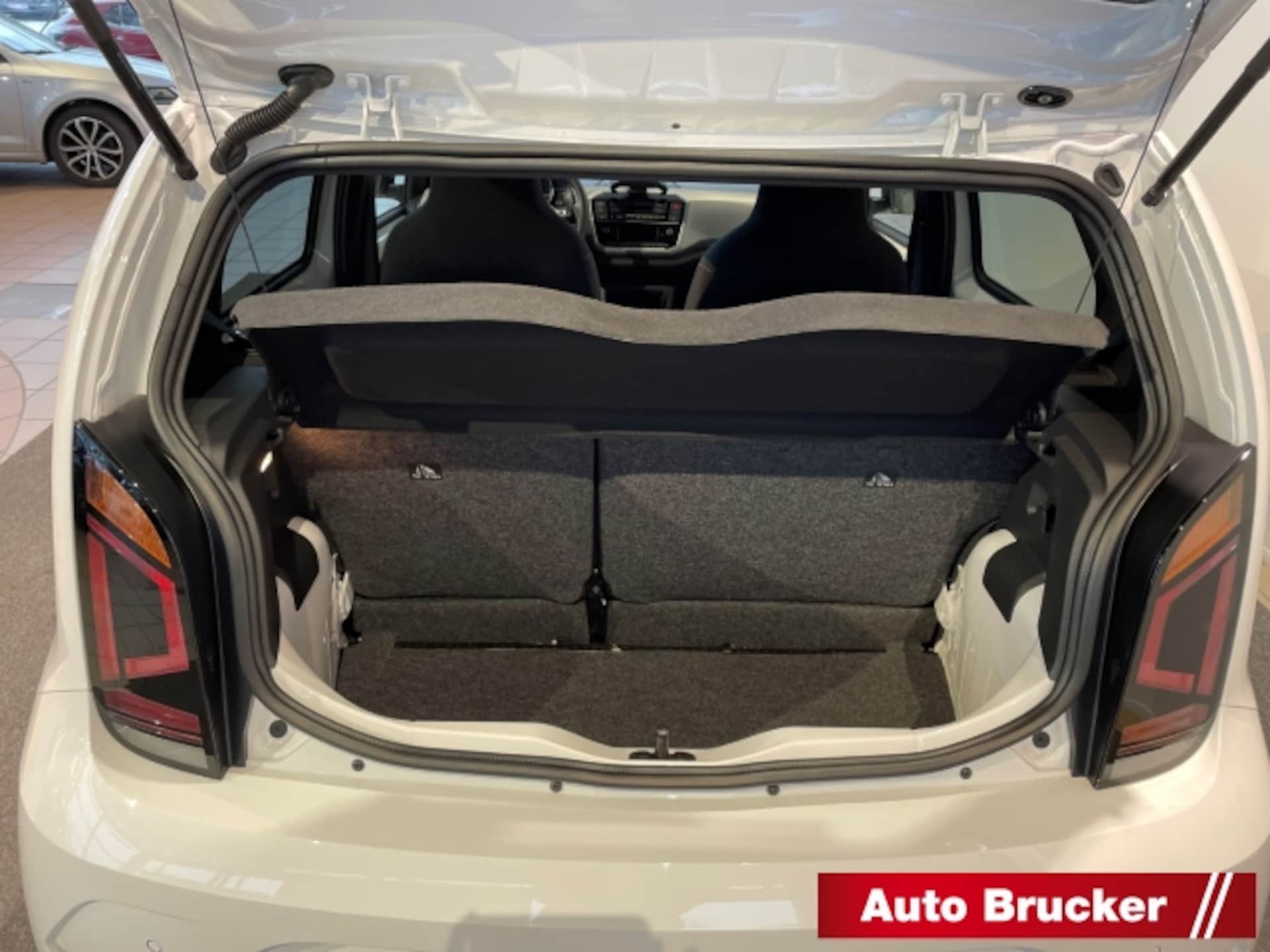 Volkswagen up! ACTIVE