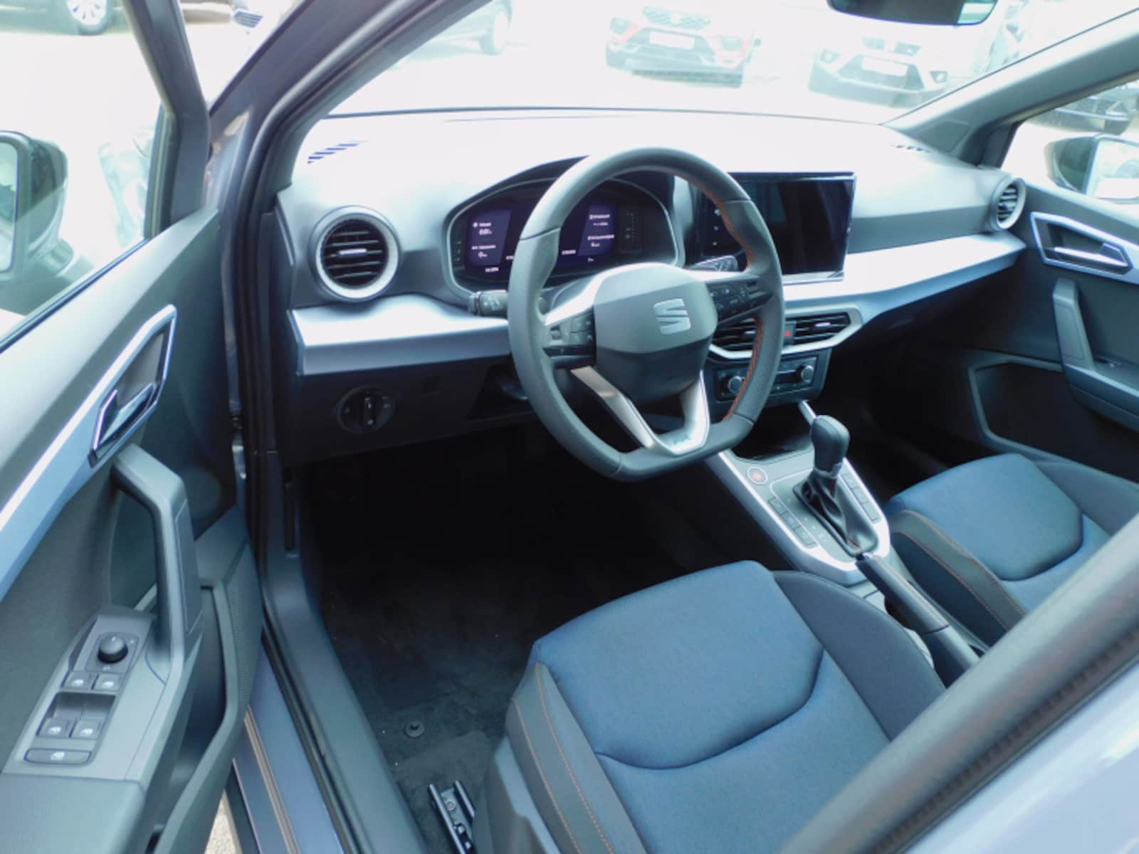 SEAT Arona – Bild 3