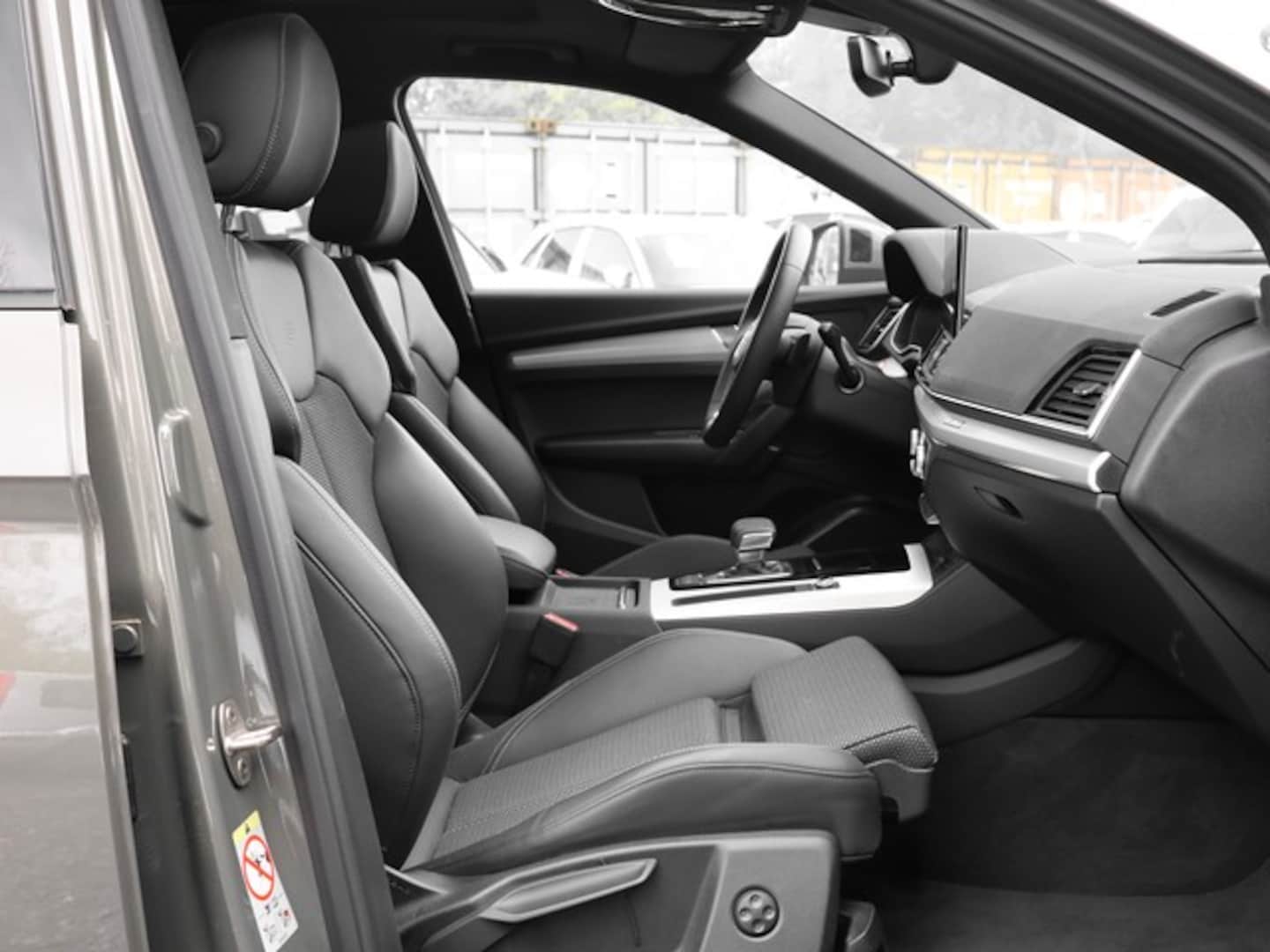 Bild über Audi Q5 Sportback 40 TDI quattro S tronic - für weitere Informationen kontaktieren Sie den Audi Partner