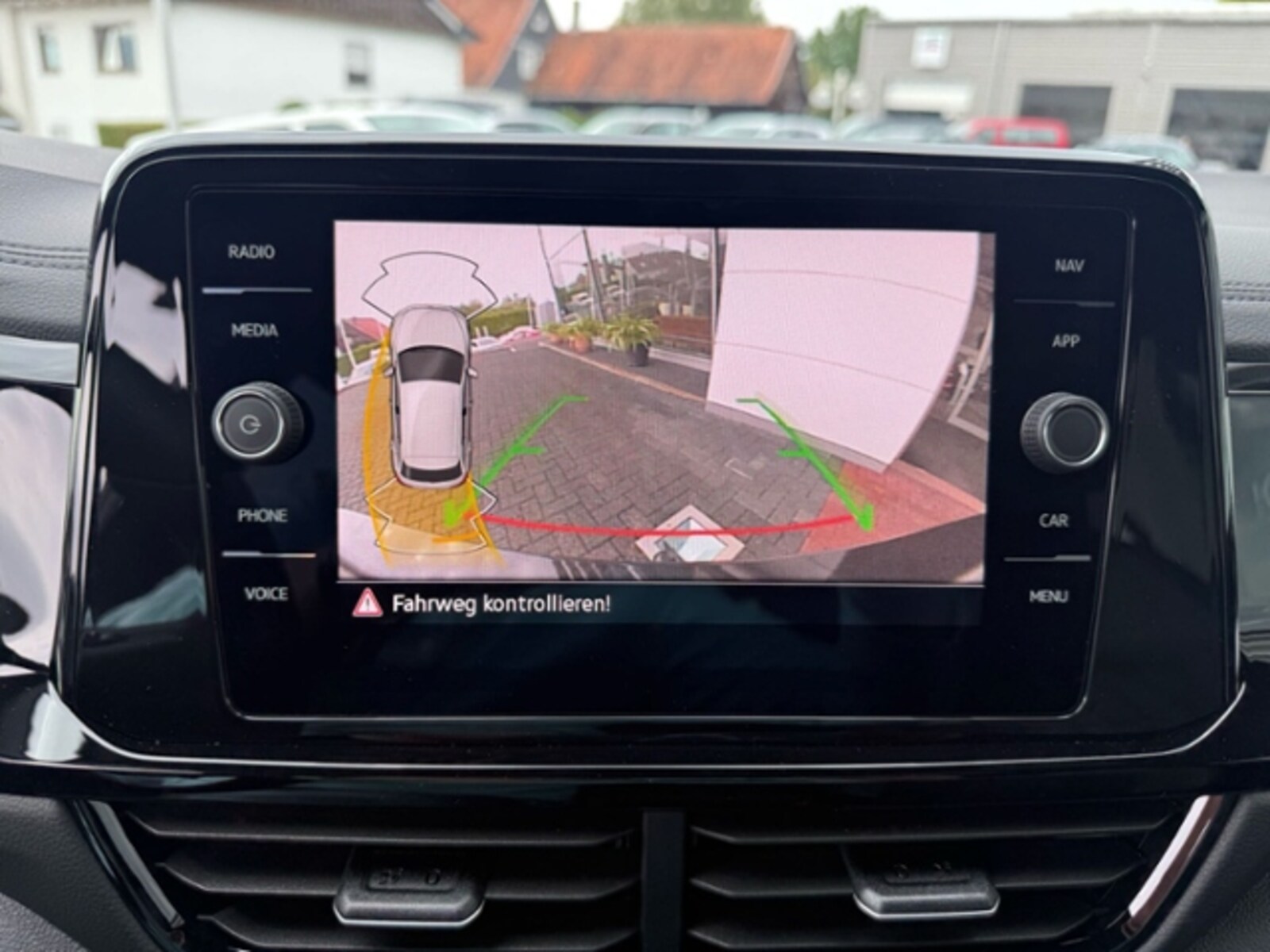 Volkswagen T-Roc – Bild 9