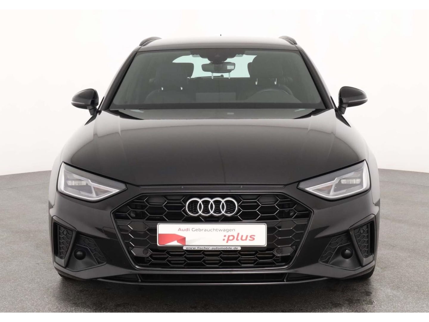 Bild über Audi A4 Avant S line 35 TFSI S tronic - für weitere Informationen kontaktieren Sie den Audi Partner