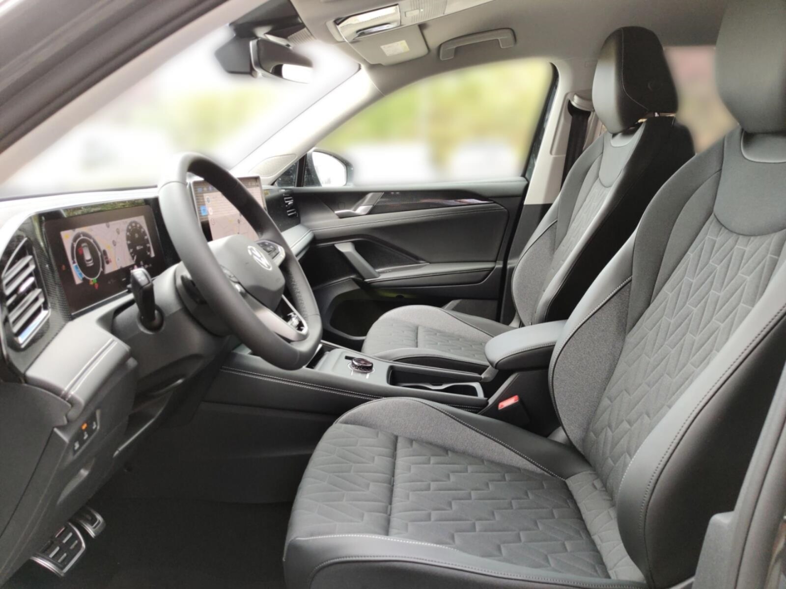 Volkswagen Tiguan – Bild 7